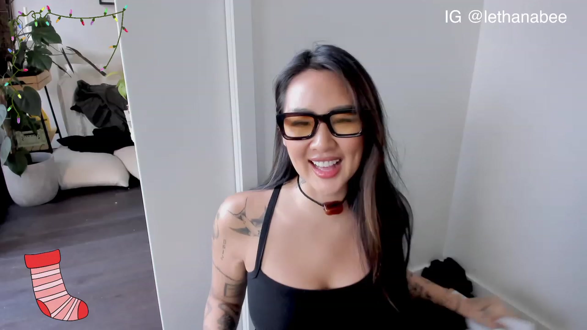 Gallery image thumbnail from Rocky_beeboa's myfreecams stream on, 12/23/2022, 06:57 image 15 of 20