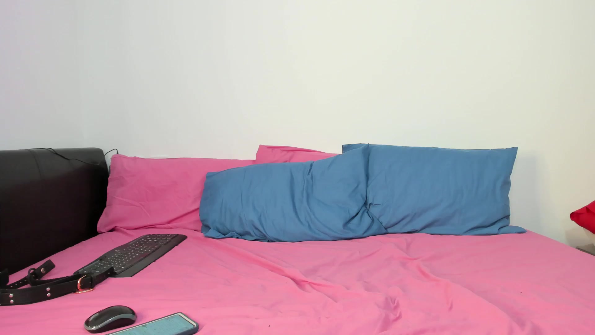 Gallery image thumbnail from Rolla_Coaster's myfreecams stream on, 11/25/2022, 08:42 image 2 of 20
