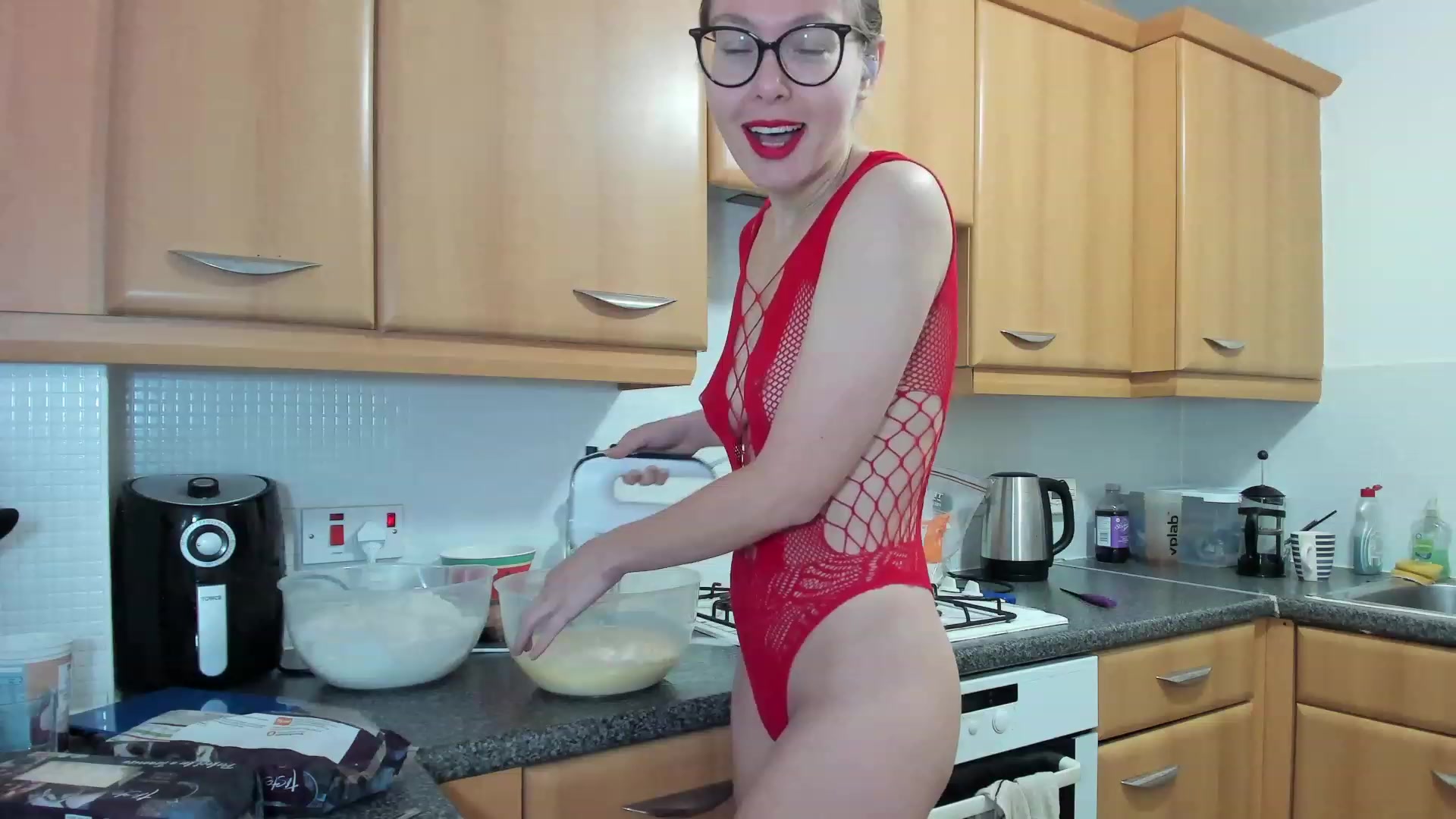 Gallery image thumbnail from Rolla_Coaster's myfreecams stream on, 12/06/2022, 09:56 image 1 of 20