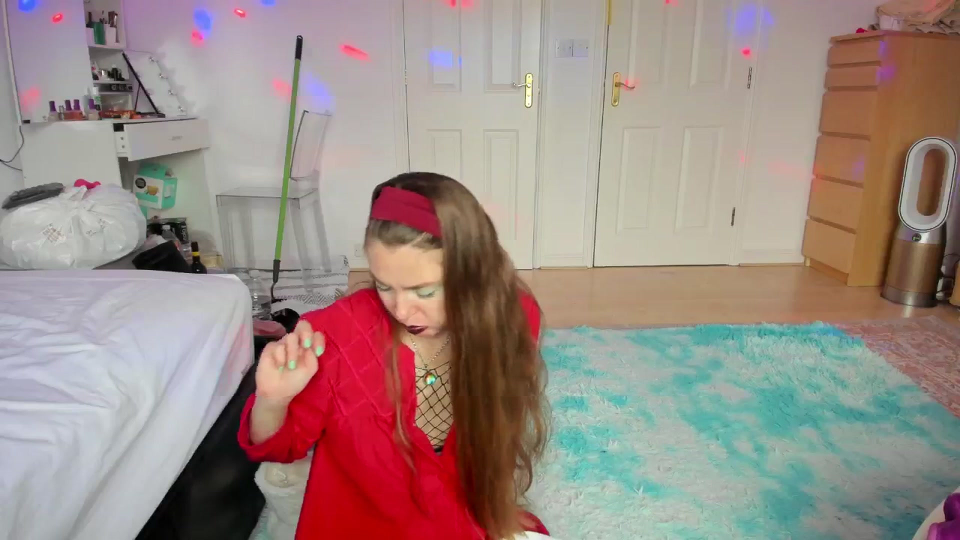 Gallery image thumbnail from Rolla_Coaster's myfreecams stream on, 10/20/2024, 10:06 image 16 of 20