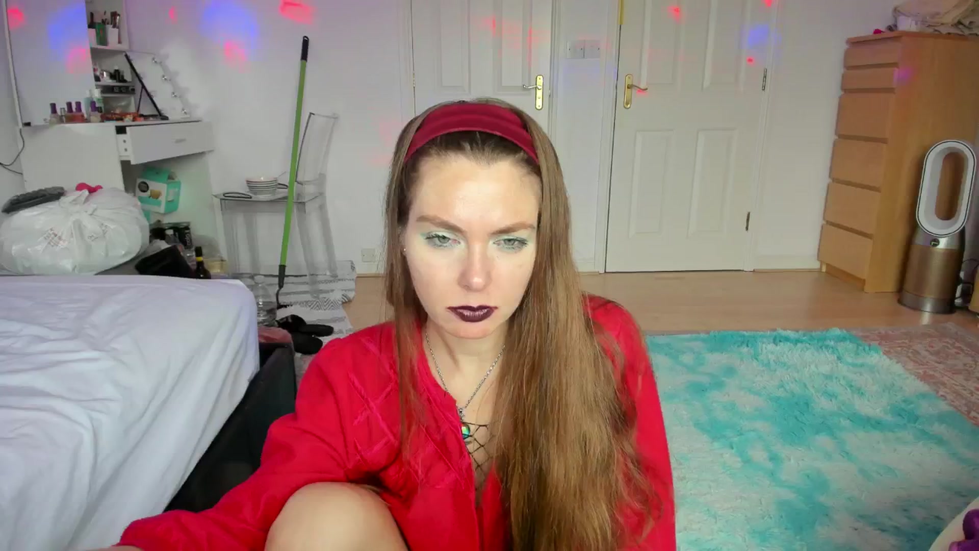 Gallery image thumbnail from Rolla_Coaster's myfreecams stream on, 10/20/2024, 10:06 image 19 of 20