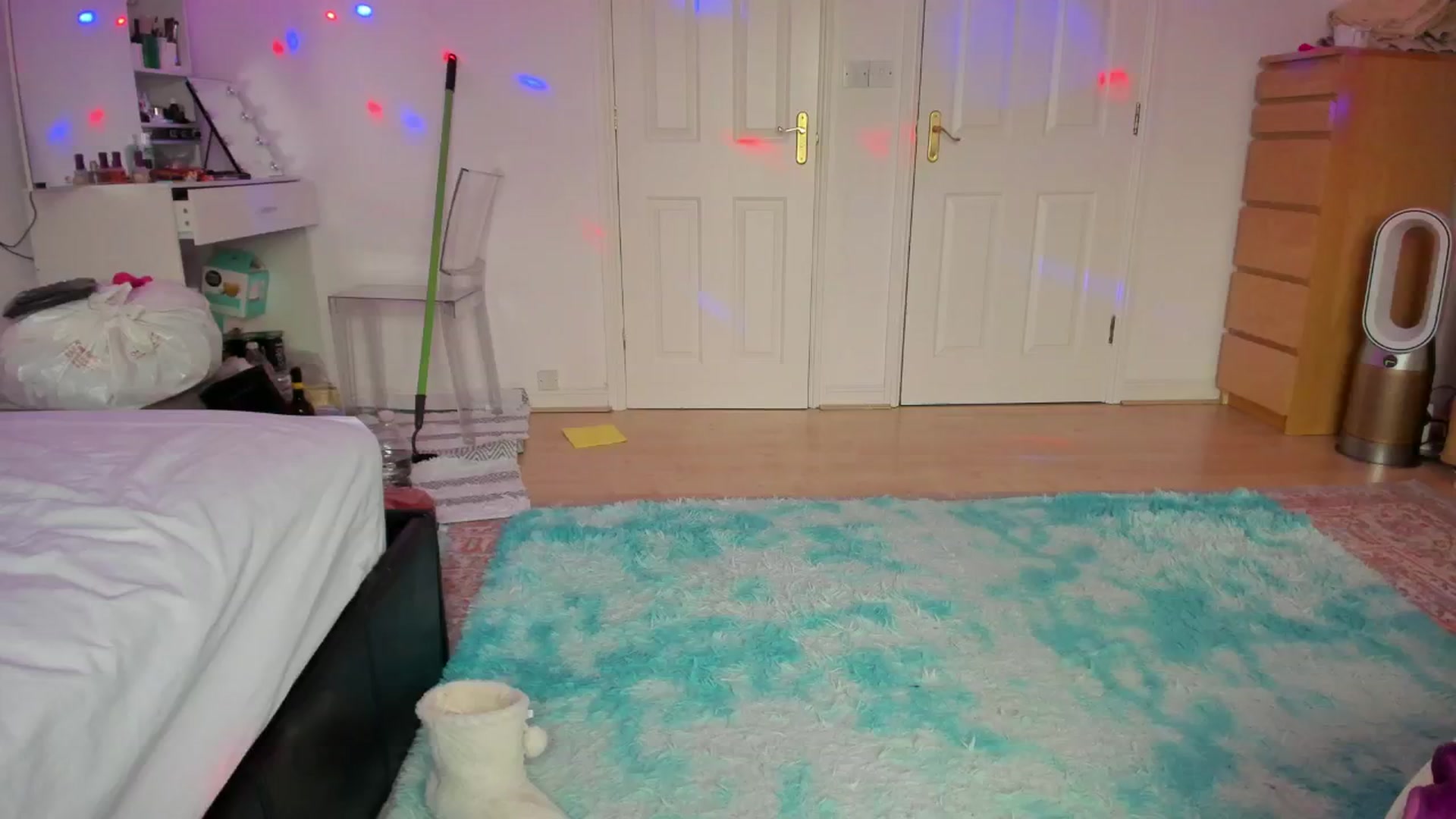 Gallery image thumbnail from Rolla_Coaster's myfreecams stream on, 10/20/2024, 10:06 image 9 of 20