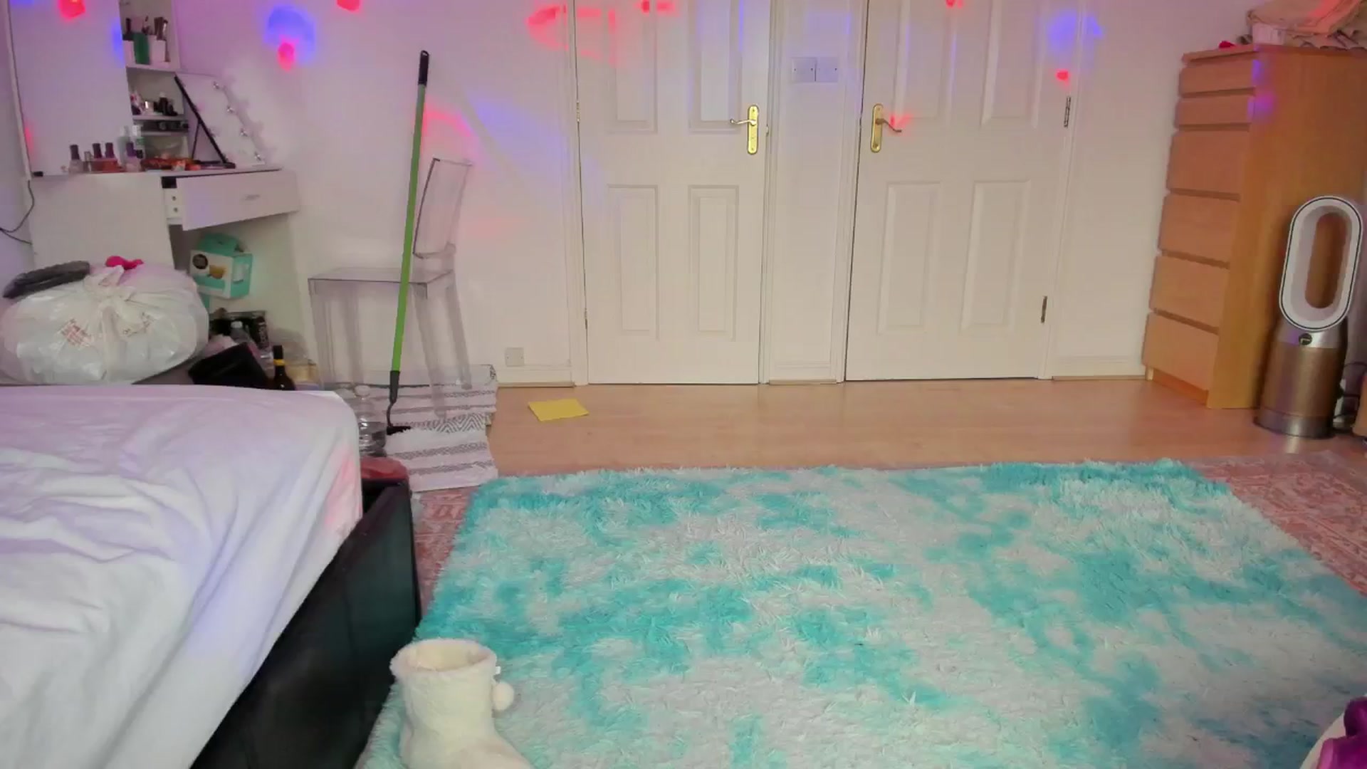 Gallery image thumbnail from Rolla_Coaster's myfreecams stream on, 10/20/2024, 10:06 image 8 of 20