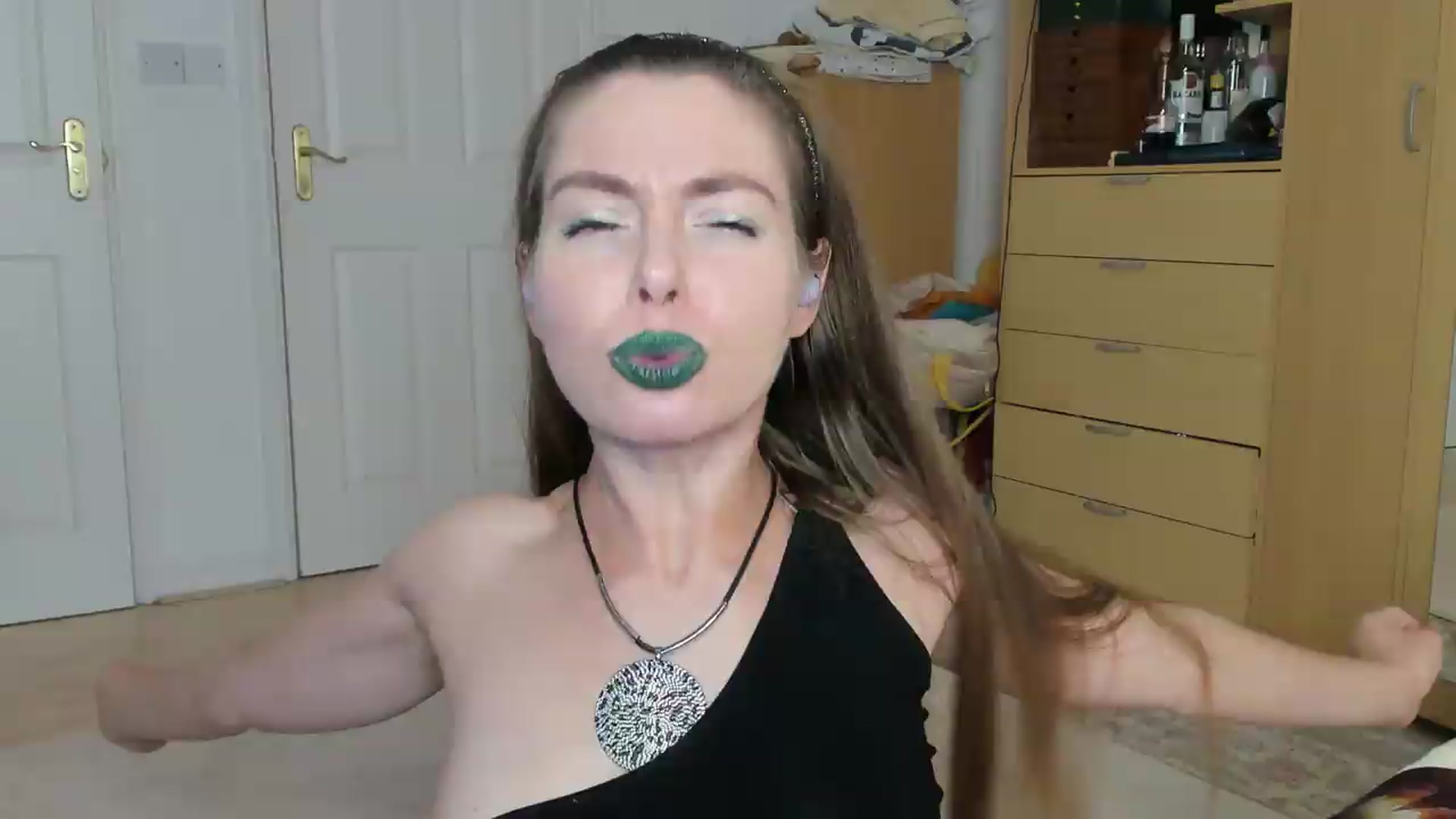 Gallery image thumbnail from Rolla_Coaster's myfreecams stream on, 08/23/2026, 22:51 image 14 of 20