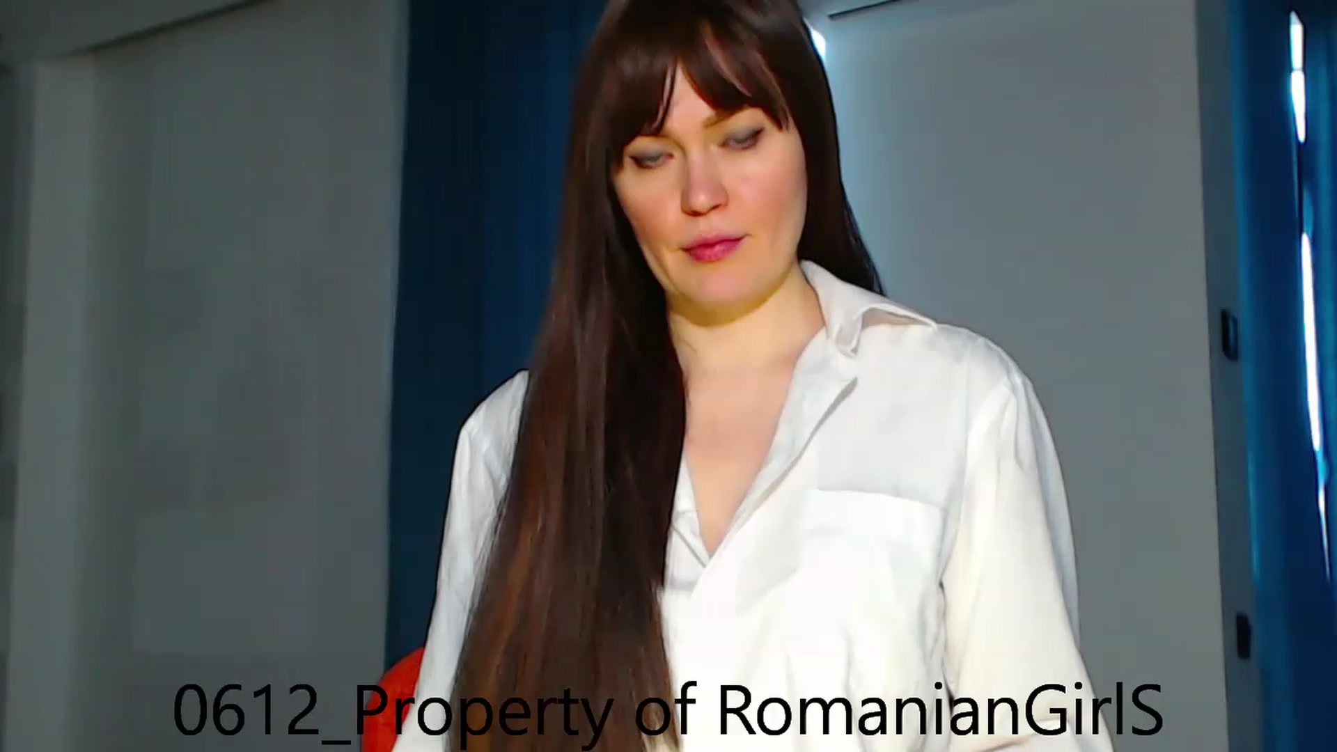 Gallery image thumbnail from RomanianGirl's myfreecams stream on, 12/06/2022, 12:43 image 18 of 20