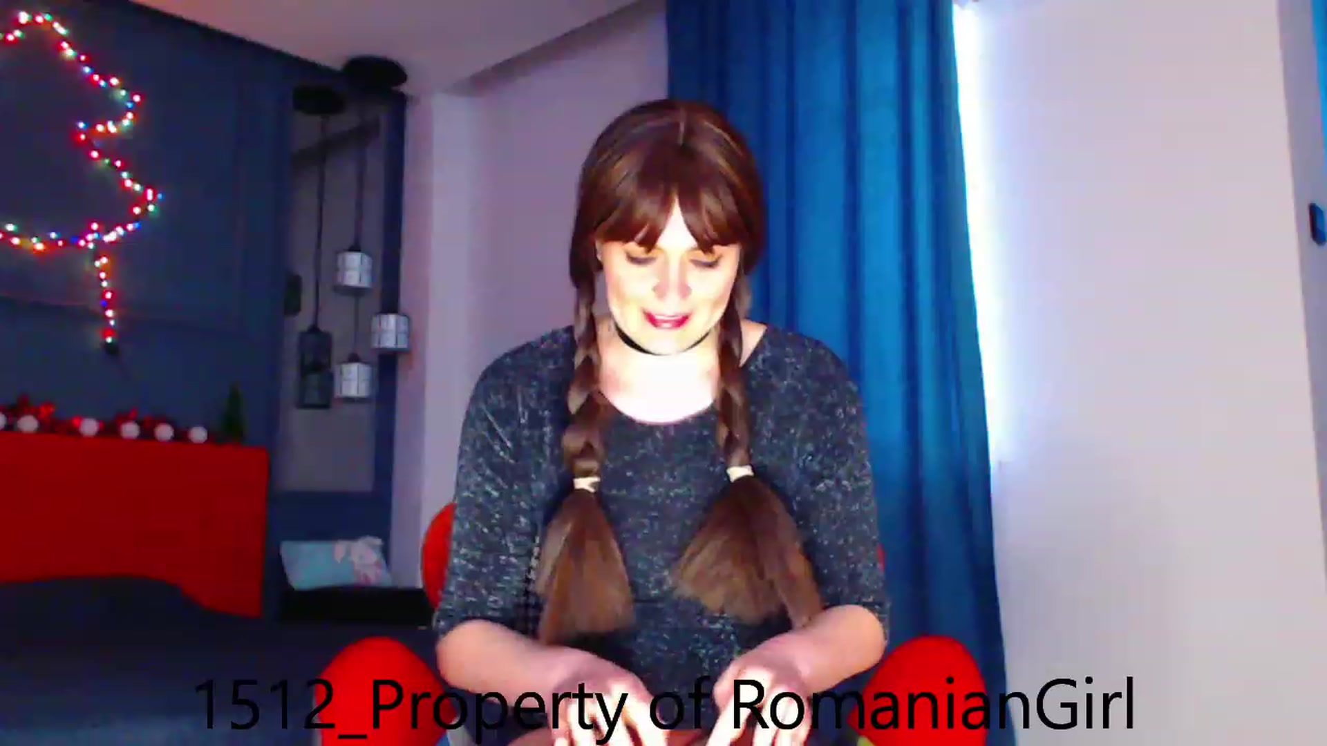 Gallery image thumbnail from RomanianGirl's myfreecams stream on, 12/15/2022, 14:08 image 2 of 20