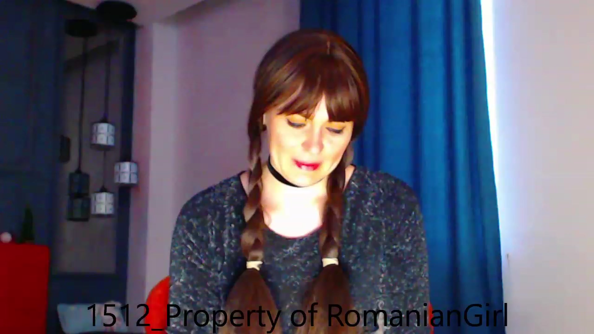 Gallery image thumbnail from RomanianGirl's myfreecams stream on, 12/15/2022, 14:08 image 6 of 20