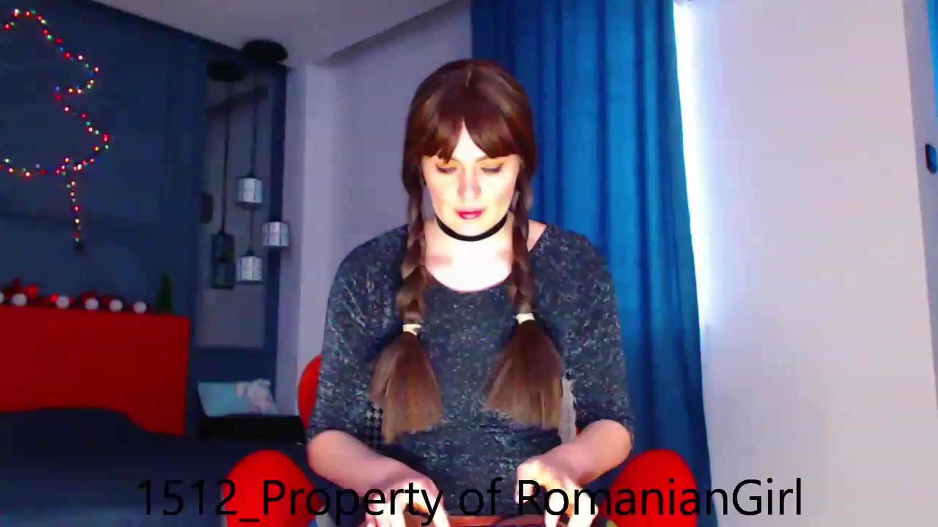 Gallery image thumbnail from RomanianGirl's myfreecams stream on, 12/15/2022, 14:08 image 1 of 20