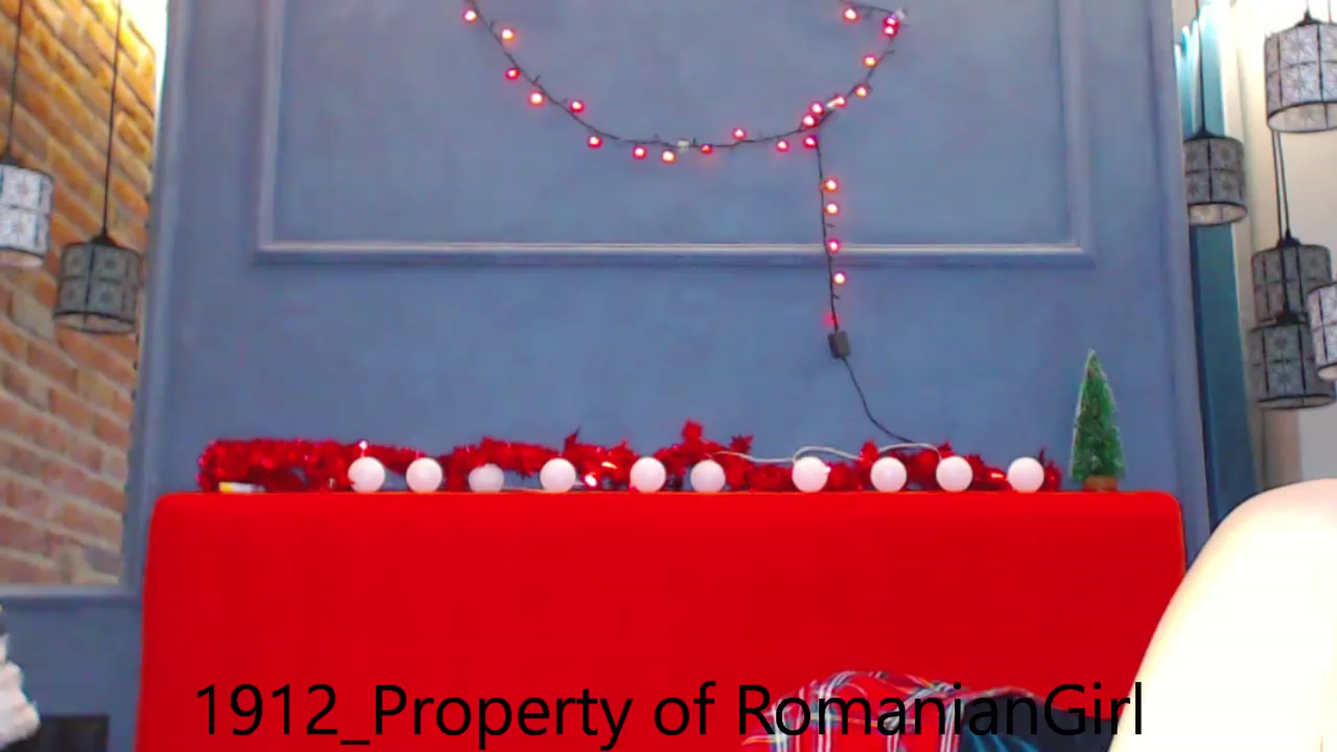 Gallery image thumbnail from RomanianGirl's myfreecams stream on, 12/19/2022, 18:01 image 18 of 20