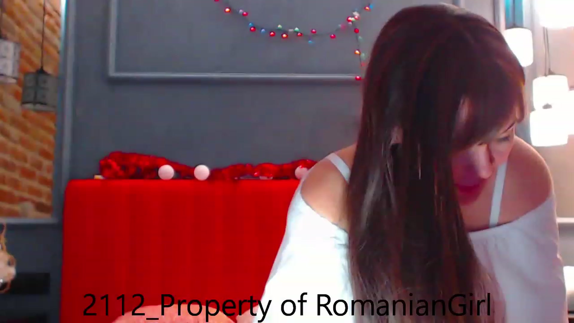 Gallery image thumbnail from RomanianGirl's myfreecams stream on, 12/21/2022, 16:51 image 3 of 20
