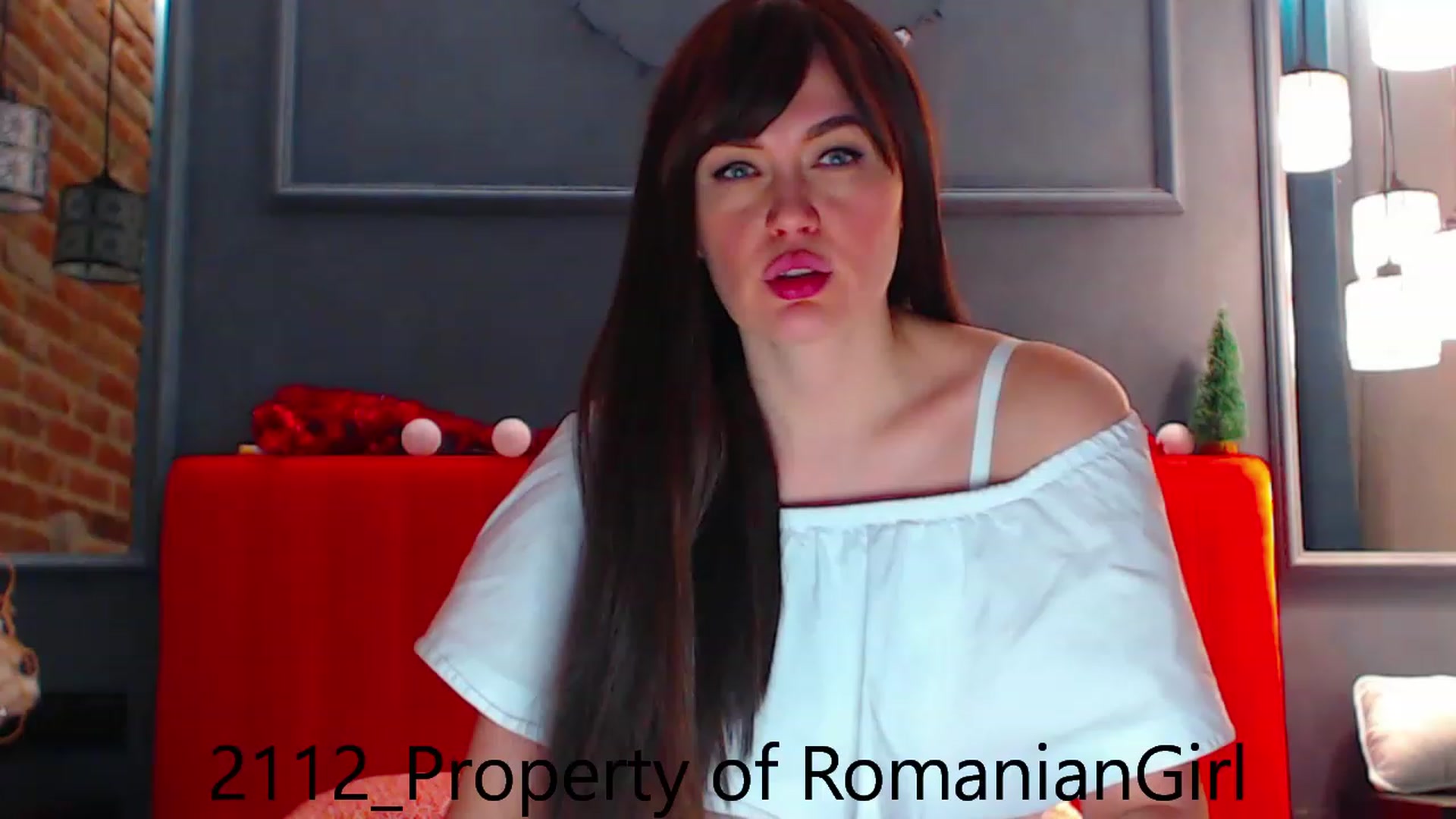 Gallery image thumbnail from RomanianGirl's myfreecams stream on, 12/21/2022, 16:51 image 9 of 20