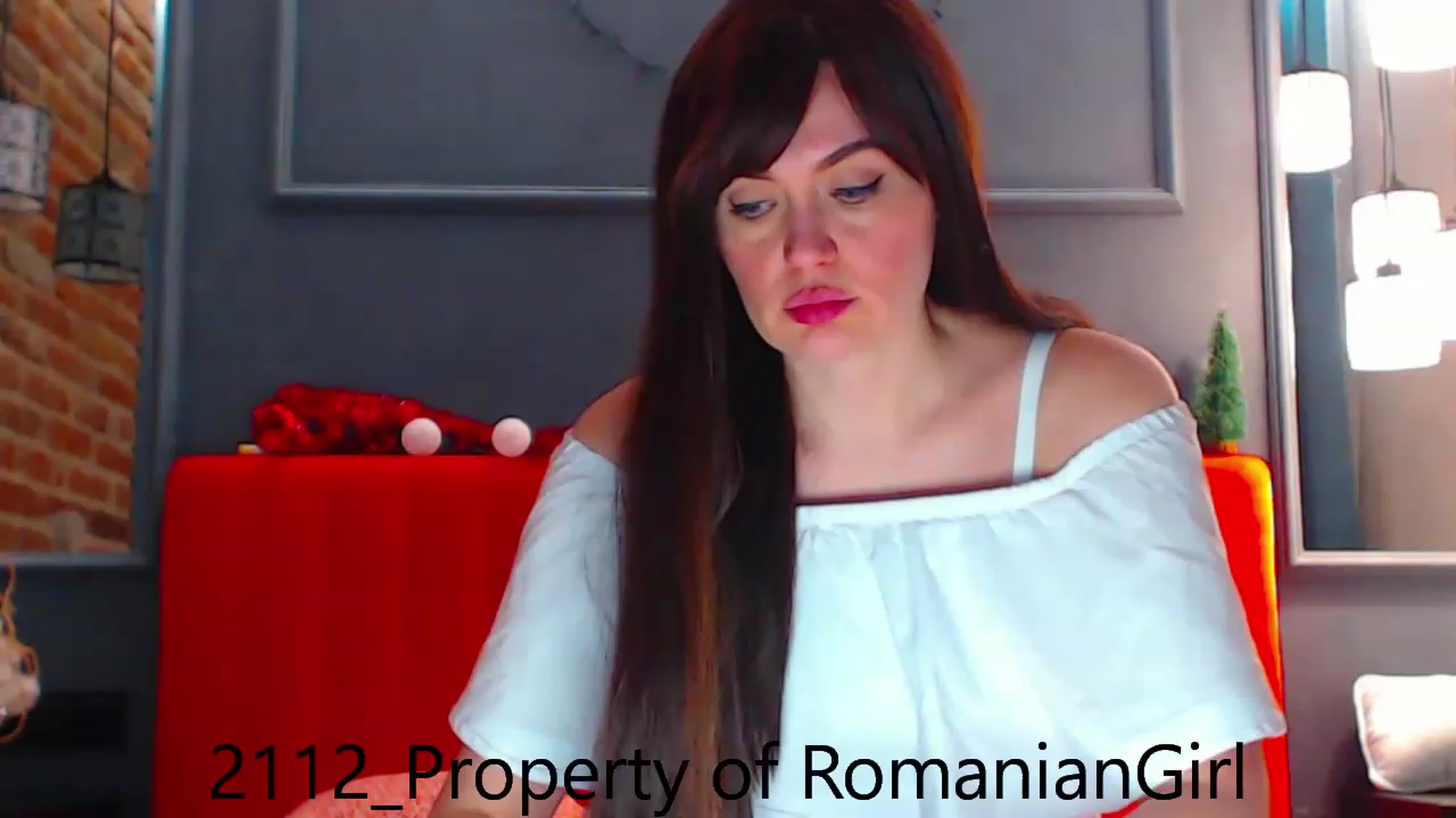 Gallery image thumbnail from RomanianGirl's myfreecams stream on, 12/21/2022, 16:51 image 19 of 20