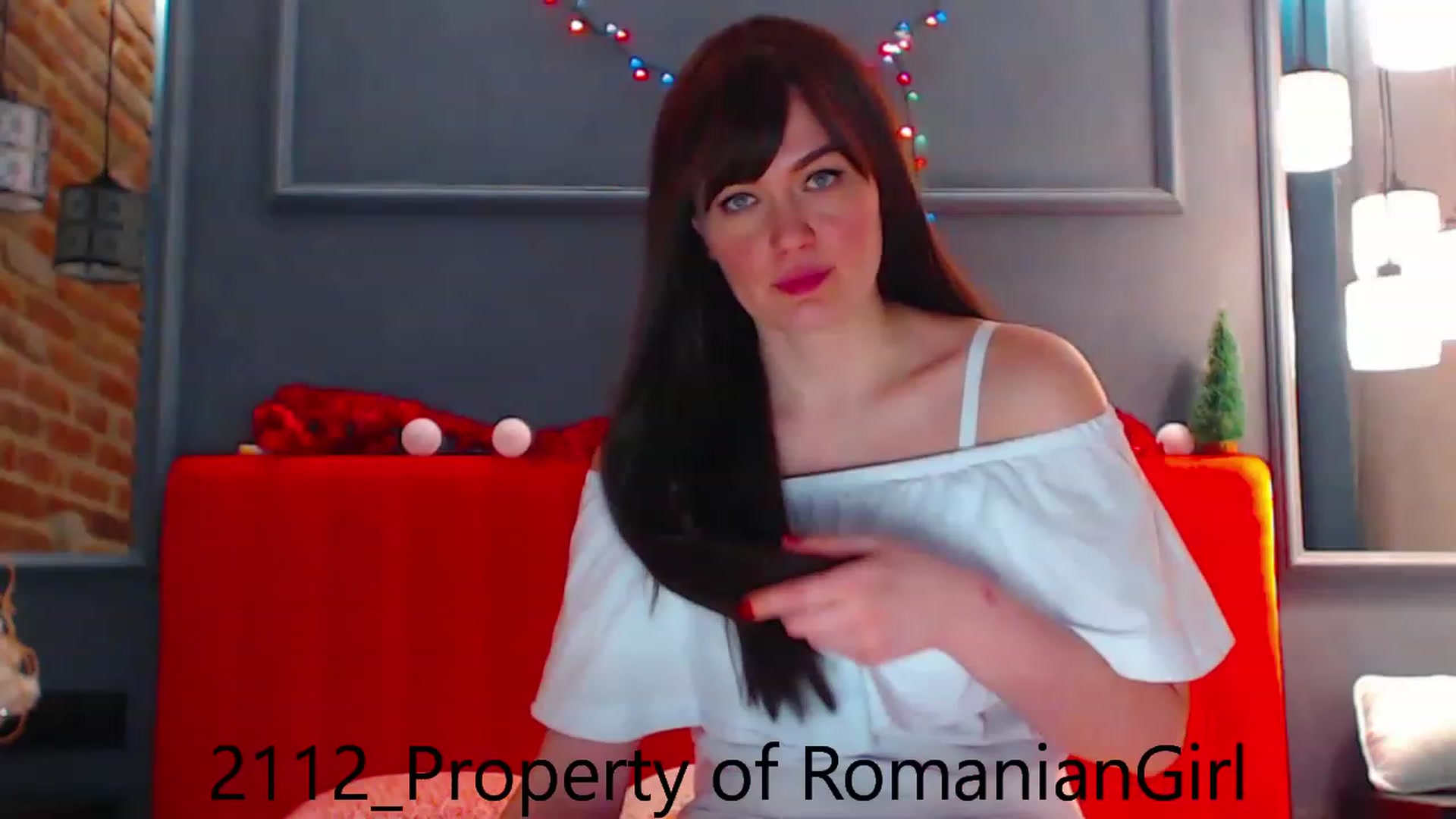 Gallery image thumbnail from RomanianGirl's myfreecams stream on, 12/21/2022, 16:51 image 15 of 20