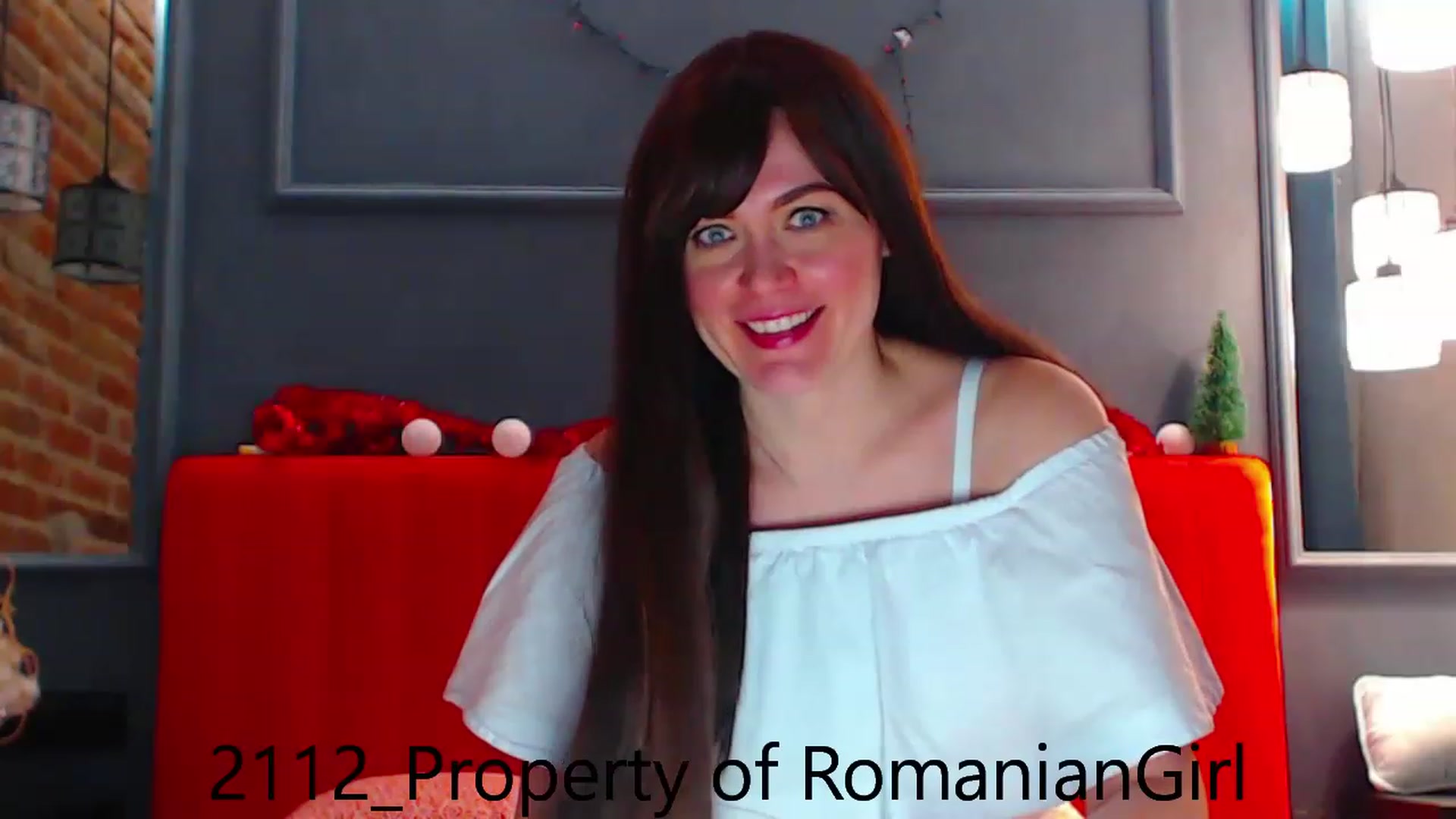 Gallery image thumbnail from RomanianGirl's myfreecams stream on, 12/21/2022, 17:40 image 18 of 20