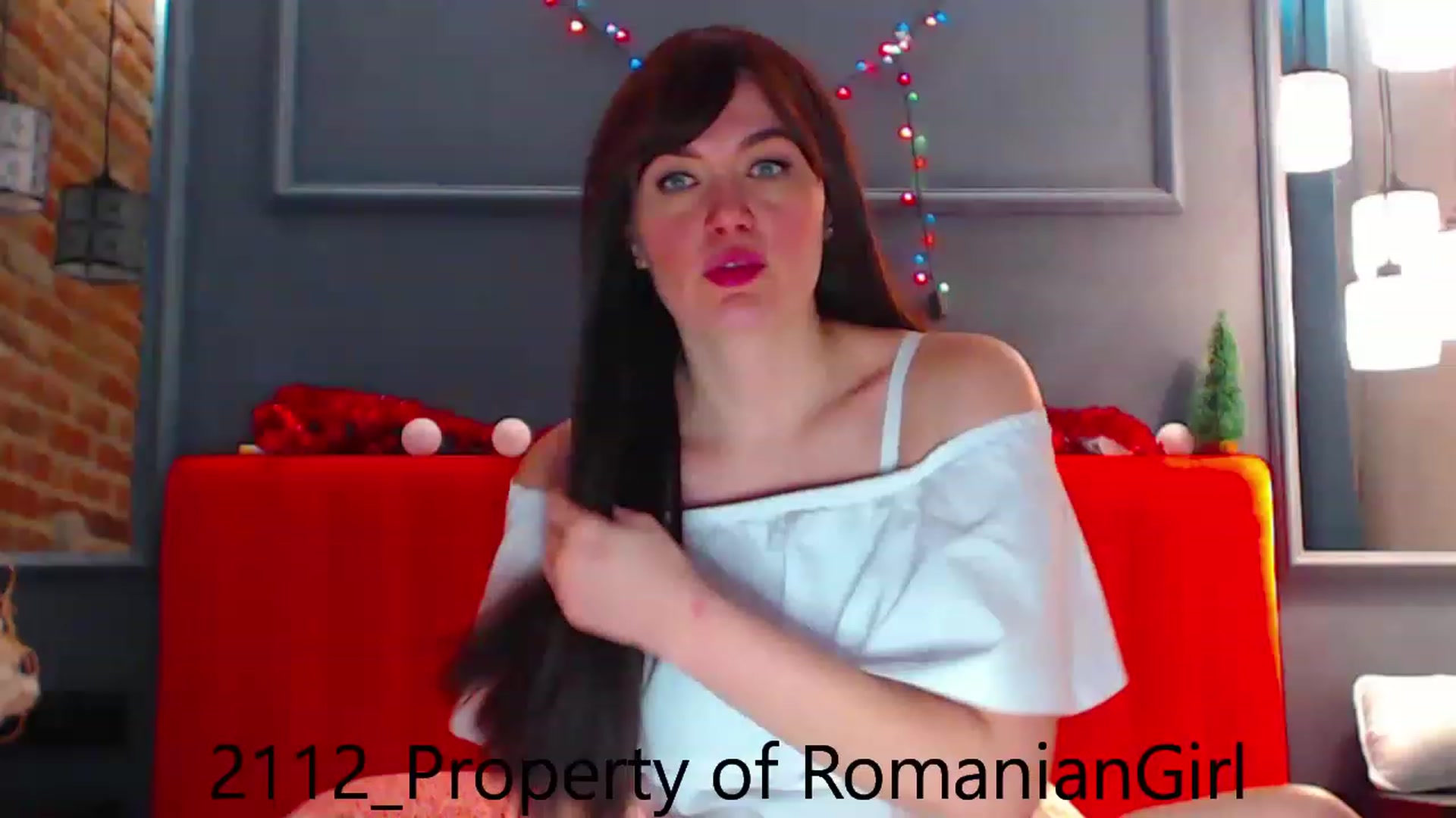 Gallery image thumbnail from RomanianGirl's myfreecams stream on, 12/21/2022, 17:40 image 7 of 20