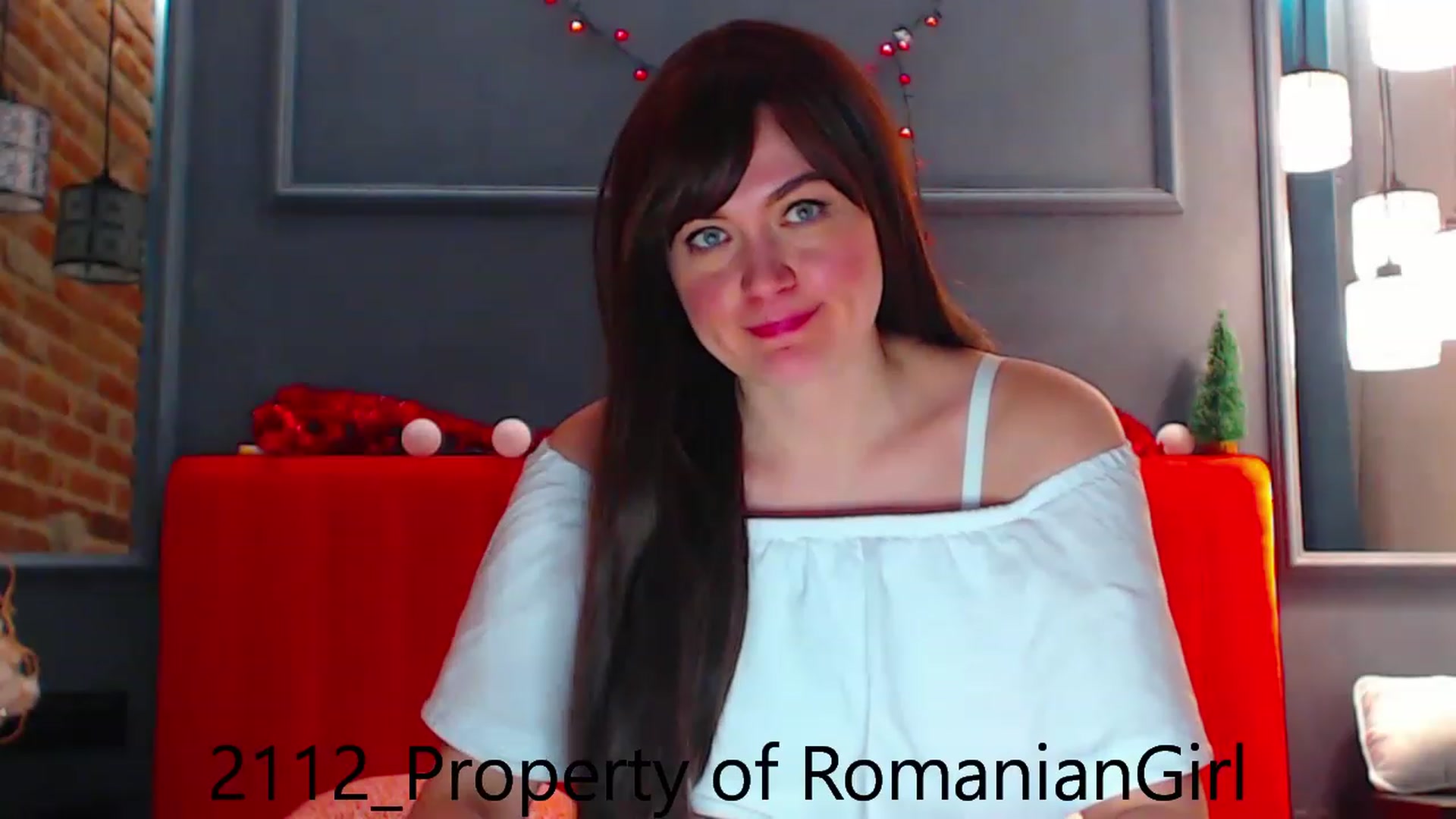Gallery image thumbnail from RomanianGirl's myfreecams stream on, 12/21/2022, 17:40 image 12 of 20