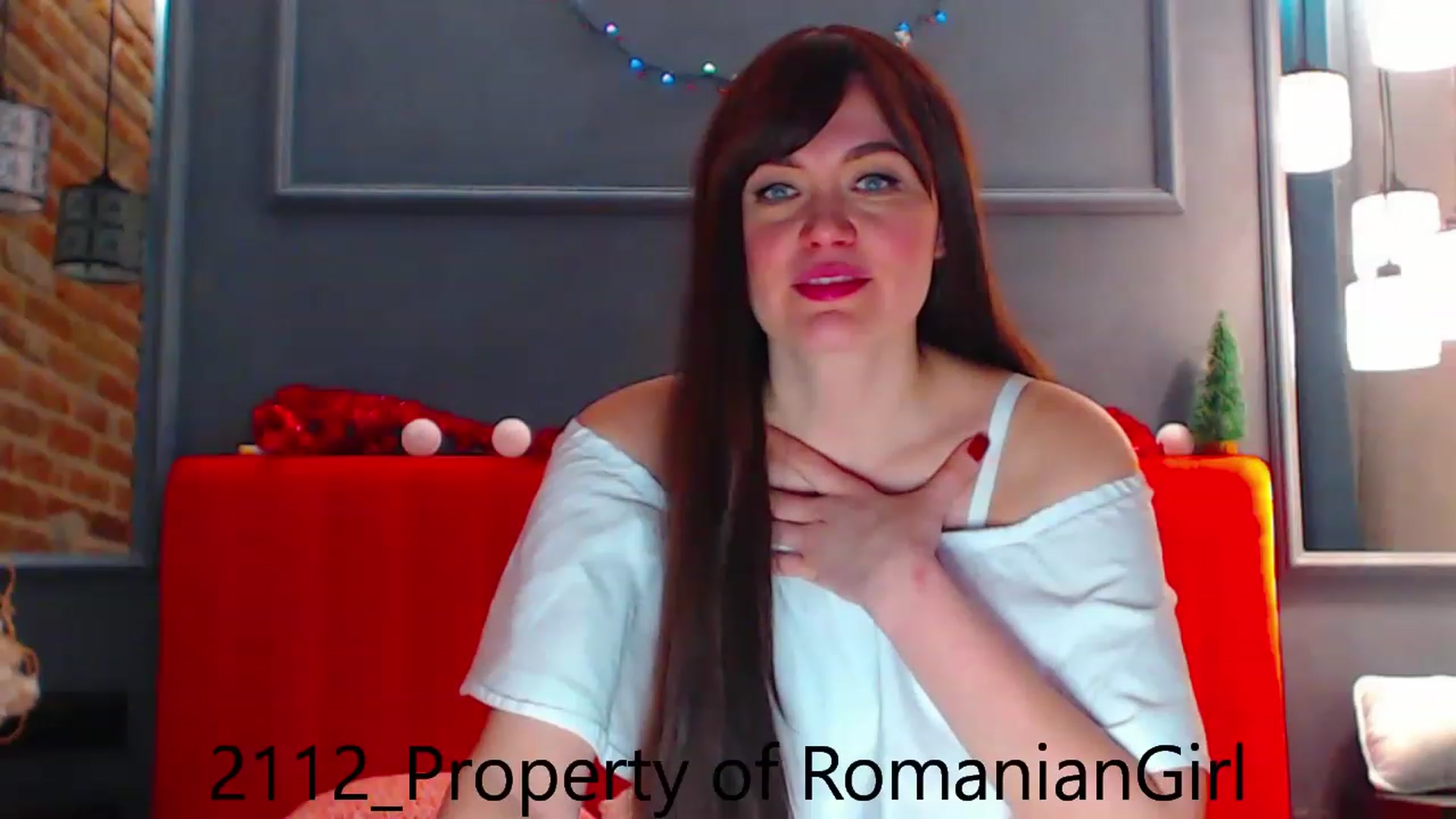 Gallery image thumbnail from RomanianGirl's myfreecams stream on, 12/21/2022, 17:40 image 8 of 20