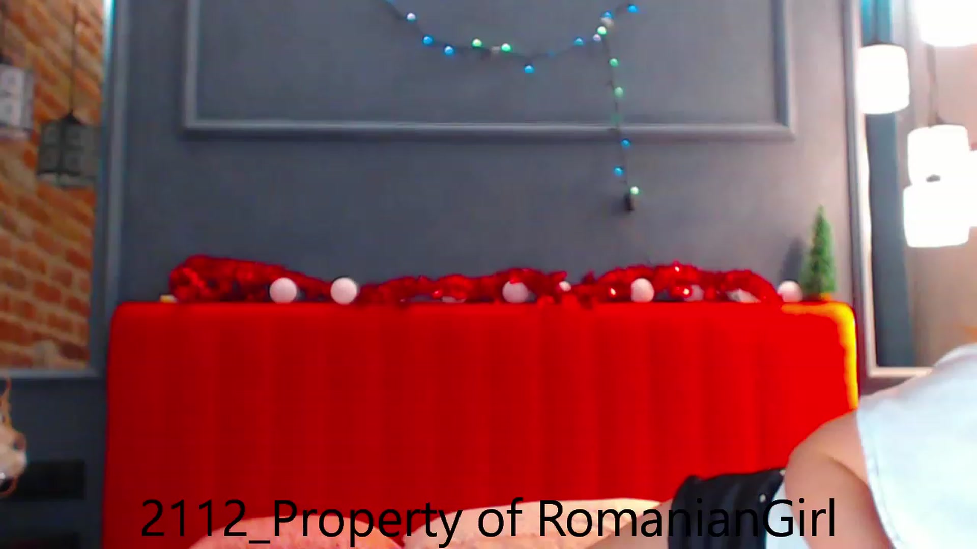 Gallery image thumbnail from RomanianGirl's myfreecams stream on, 12/21/2022, 17:40 image 1 of 20