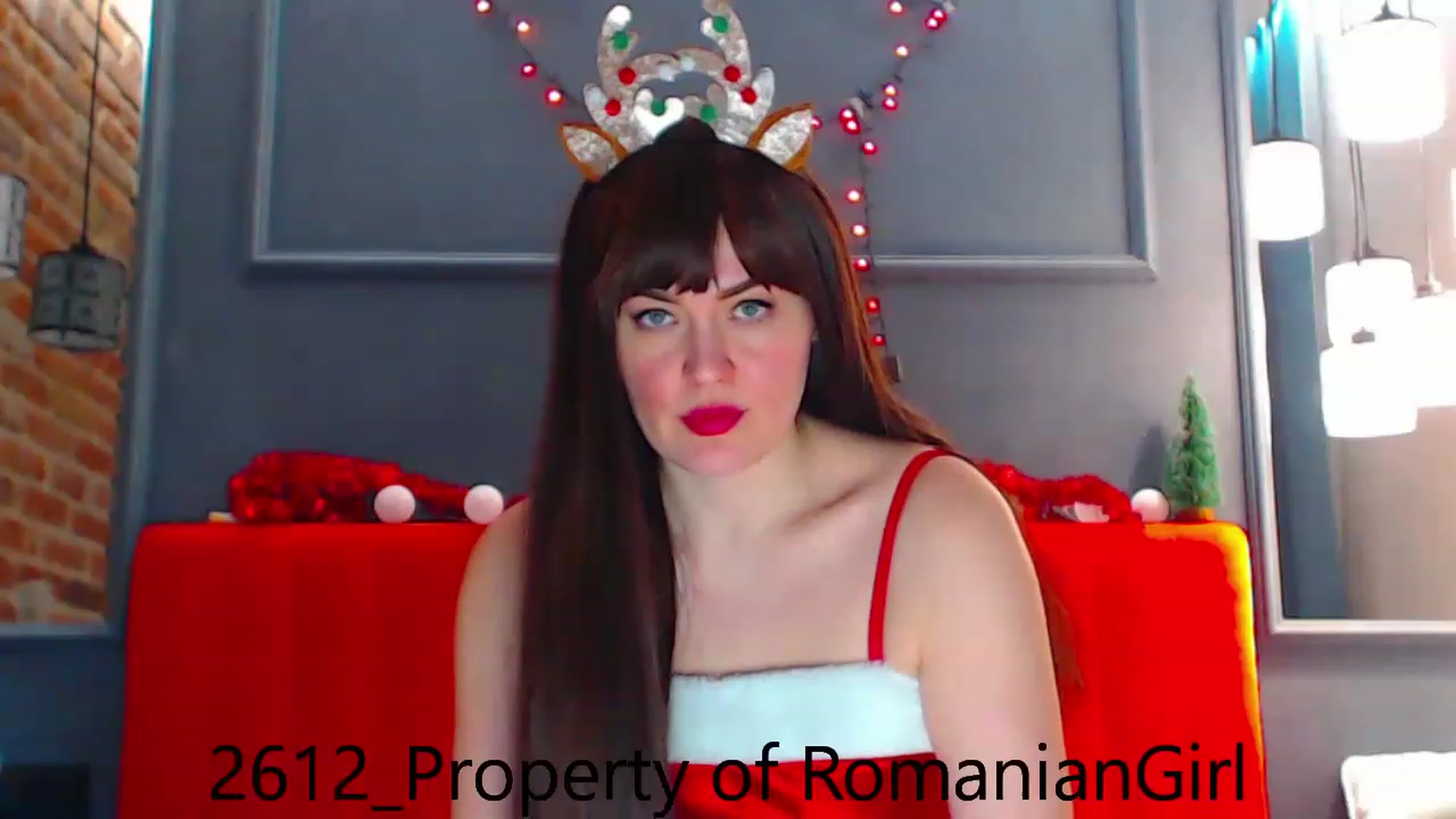 Gallery image thumbnail from RomanianGirl's myfreecams stream on, 12/26/2022, 17:27 image 12 of 20
