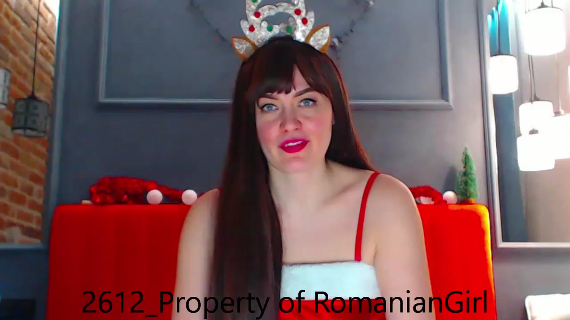 Gallery image thumbnail from RomanianGirl's myfreecams stream on, 12/26/2022, 17:27 image 15 of 20