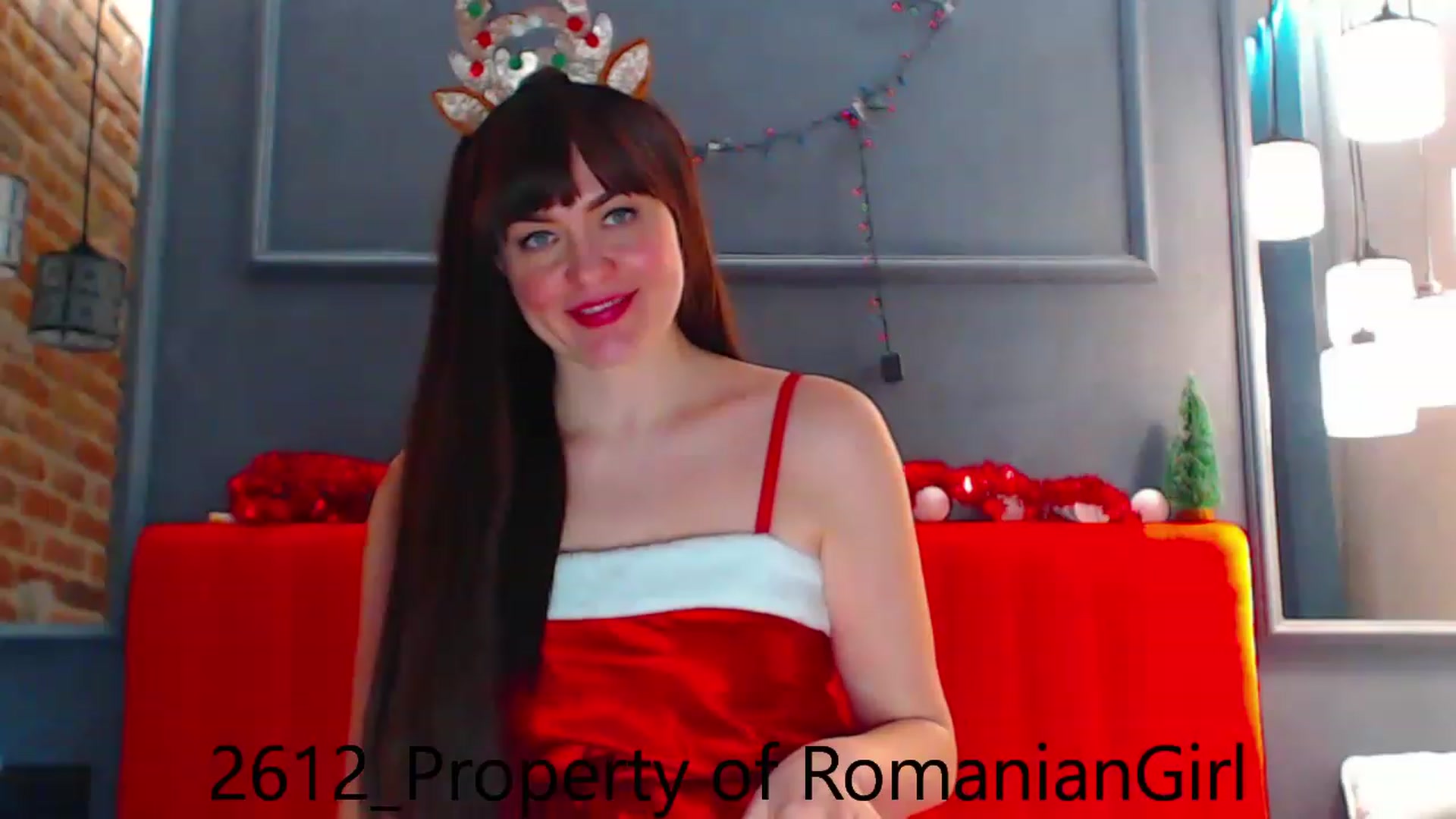 Gallery image thumbnail from RomanianGirl's myfreecams stream on, 12/26/2022, 17:44 image 7 of 20