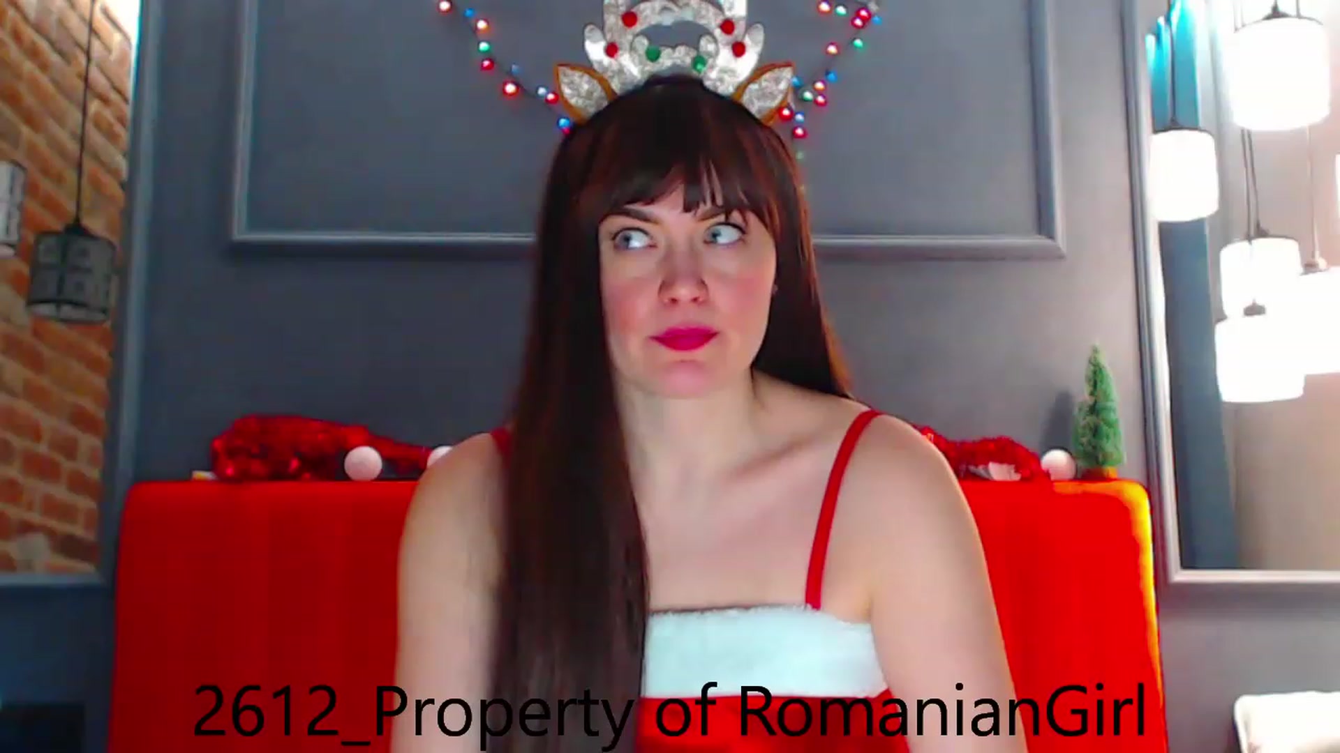 Gallery image thumbnail from RomanianGirl's myfreecams stream on, 12/26/2022, 17:44 image 18 of 20