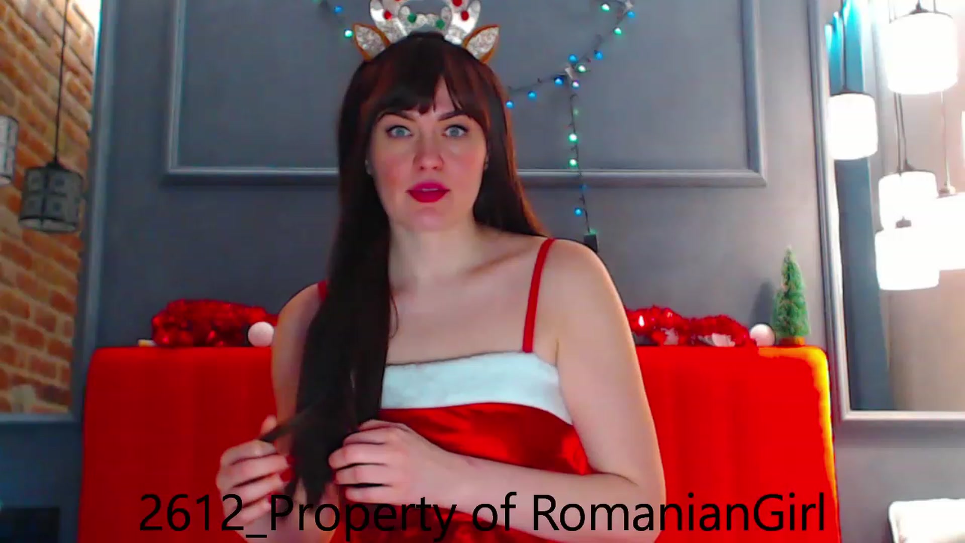 Gallery image thumbnail from RomanianGirl's myfreecams stream on, 12/26/2022, 17:44 image 3 of 20