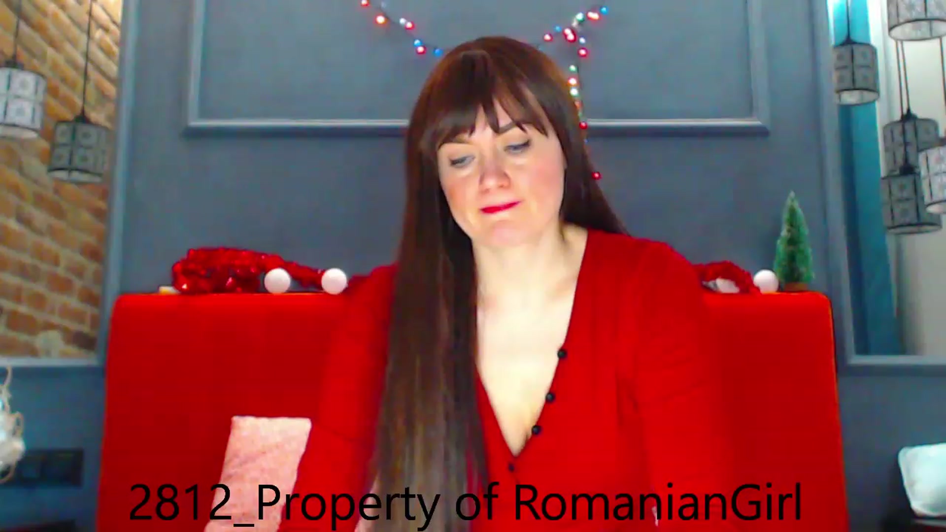 Gallery image thumbnail from RomanianGirl's myfreecams stream on, 12/28/2022, 17:53 image 15 of 20