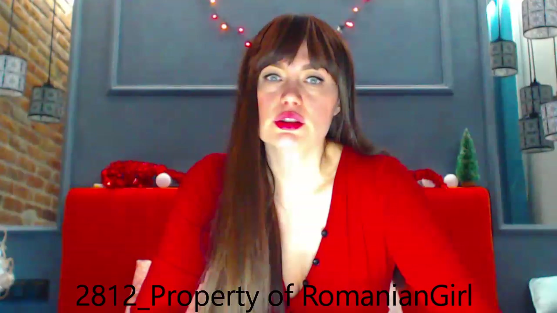 Gallery image thumbnail from RomanianGirl's myfreecams stream on, 12/28/2022, 17:53 image 5 of 20