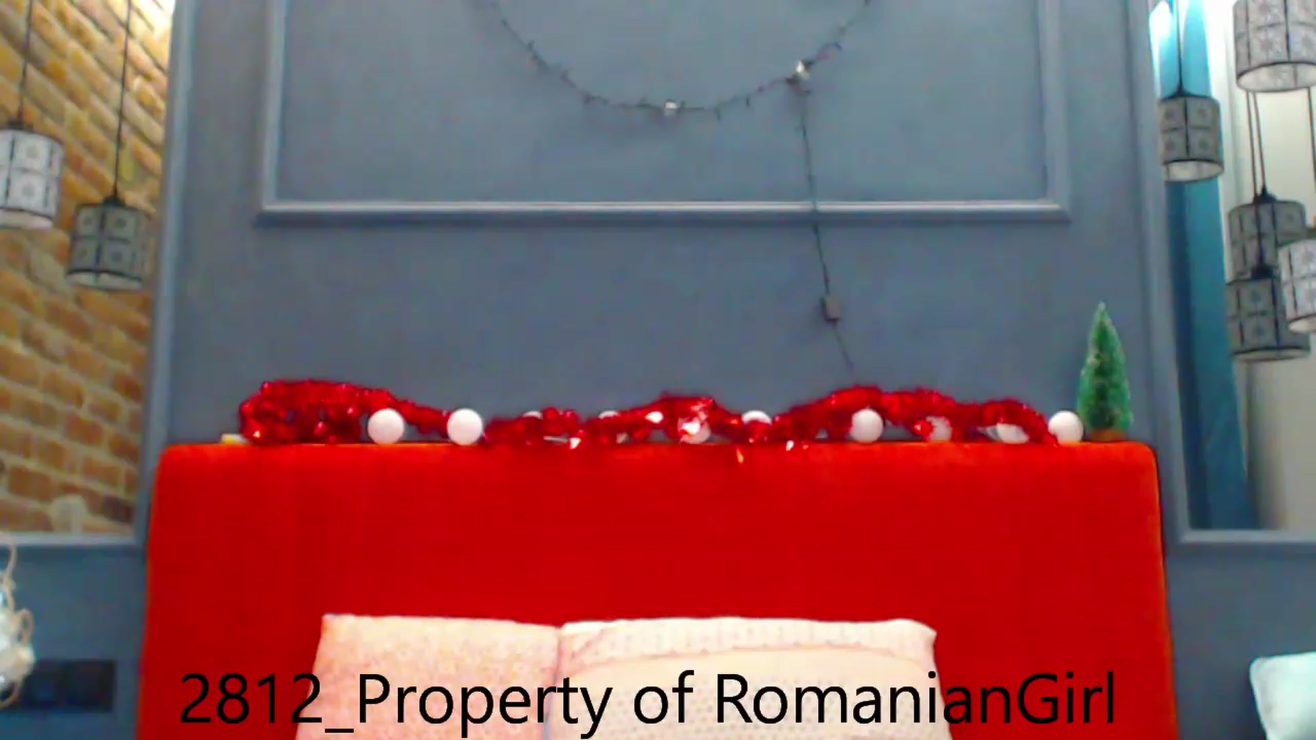 Gallery image thumbnail from RomanianGirl's myfreecams stream on, 12/28/2022, 17:53 image 12 of 20