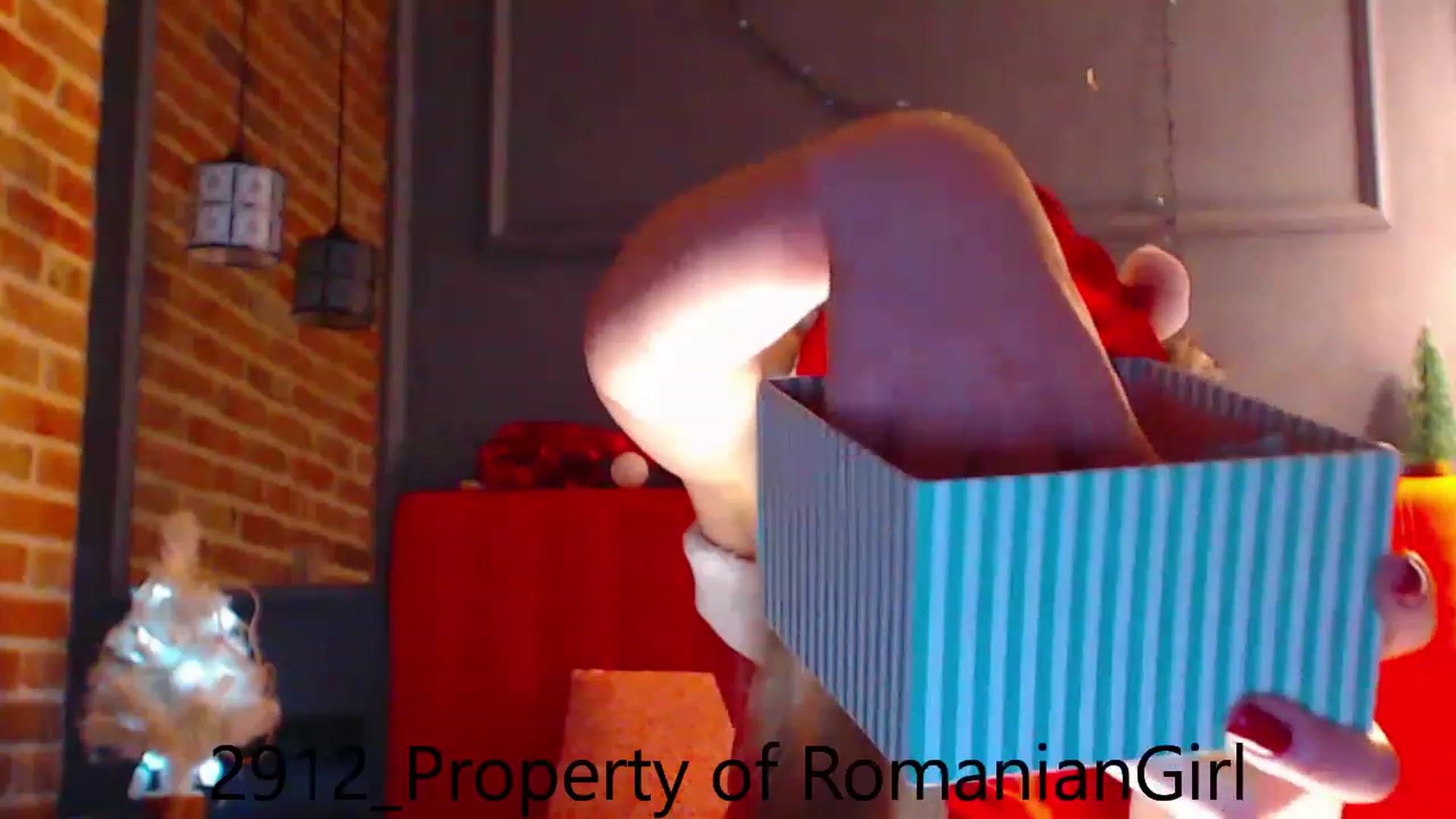 Gallery image thumbnail from RomanianGirl's myfreecams stream on, 12/29/2022, 15:30 image 4 of 20