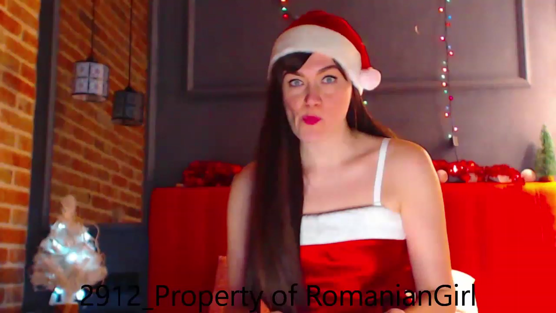 Gallery image thumbnail from RomanianGirl's myfreecams stream on, 12/29/2022, 15:30 image 16 of 20