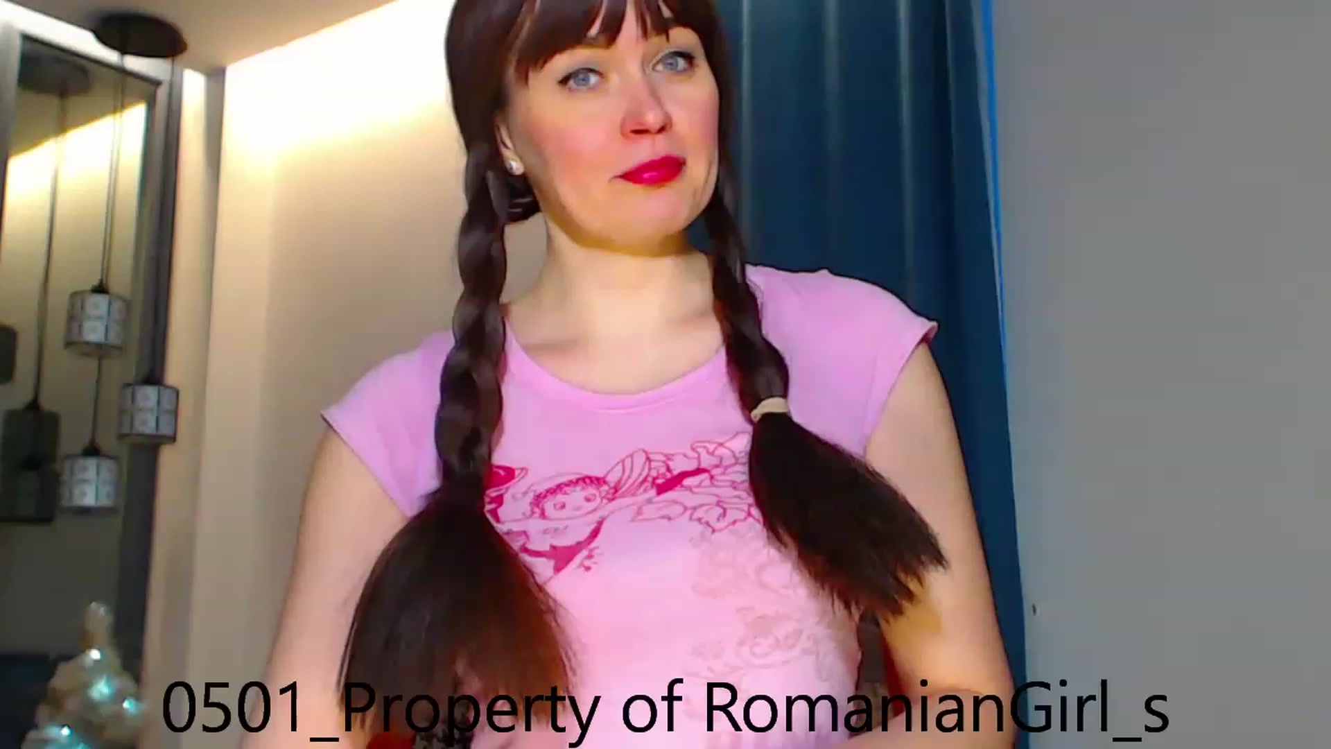 Gallery image thumbnail from RomanianGirl's myfreecams stream on, 01/05/2023, 14:17 image 1 of 20