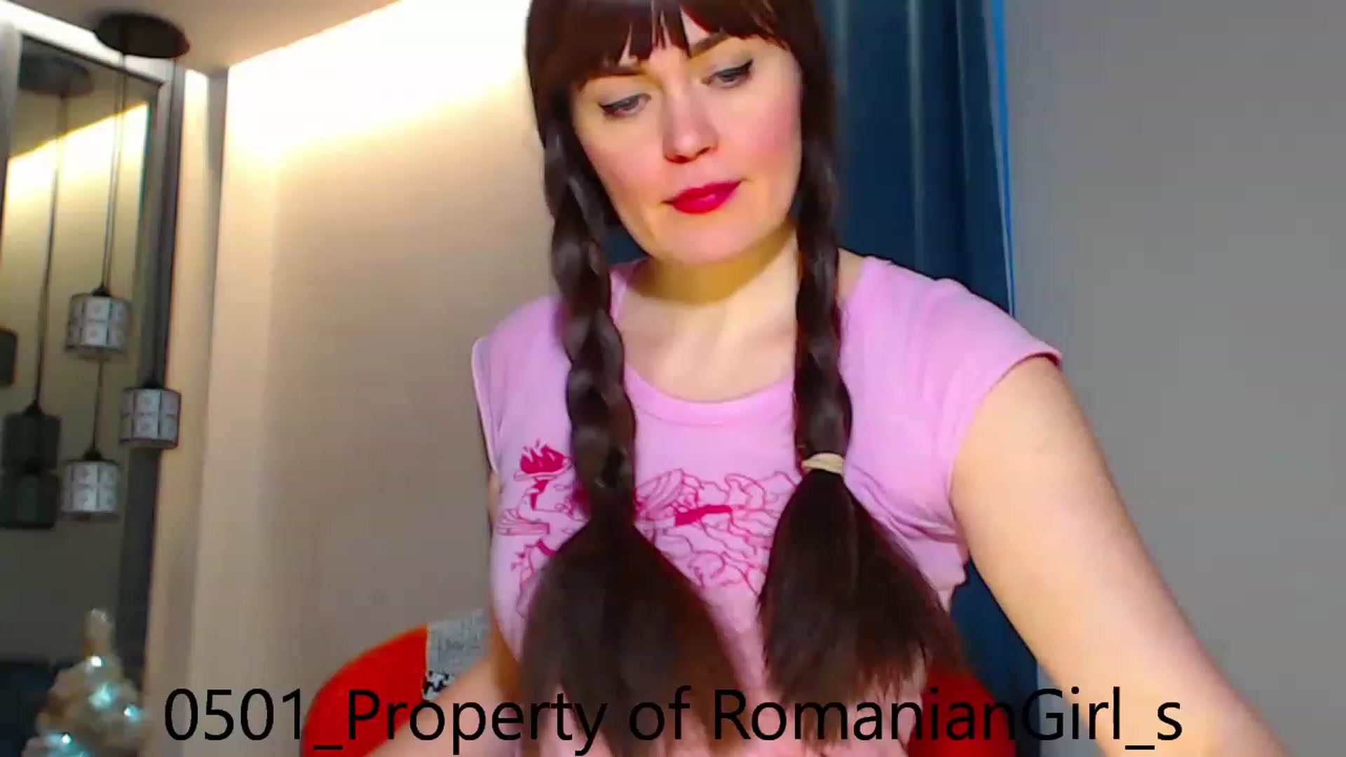 Gallery image thumbnail from RomanianGirl's myfreecams stream on, 01/05/2023, 14:17 image 5 of 20