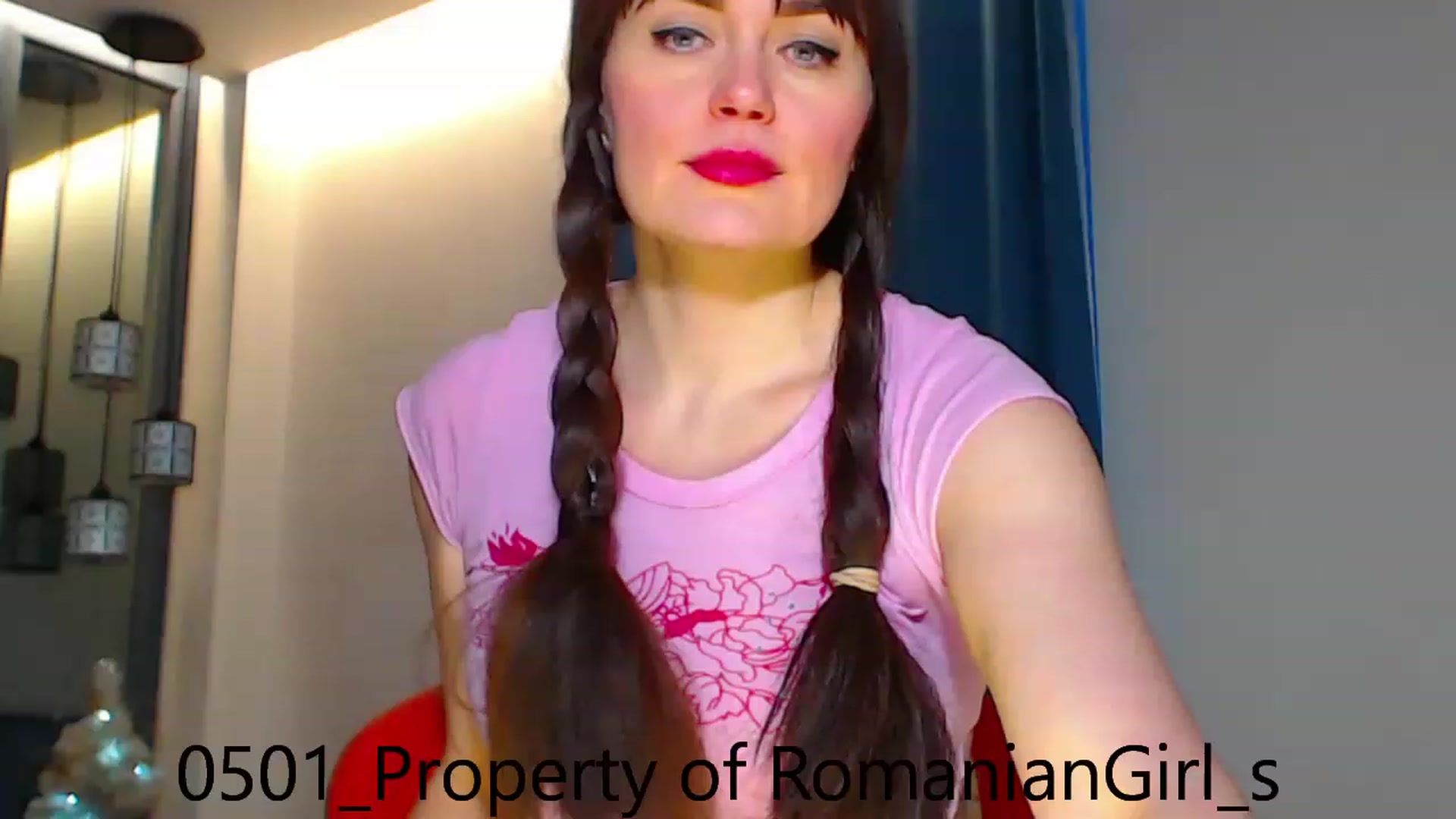 Gallery image thumbnail from RomanianGirl's myfreecams stream on, 01/05/2023, 14:17 image 7 of 20