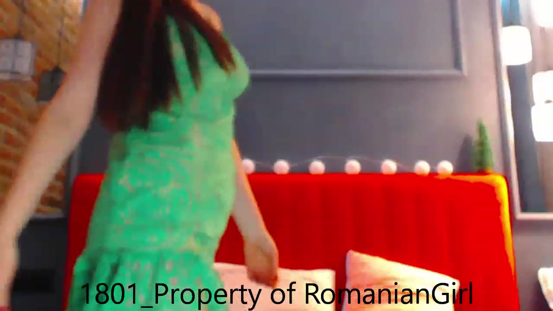 Gallery image thumbnail from RomanianGirl's myfreecams stream on, 01/18/2023, 17:15 image 8 of 20