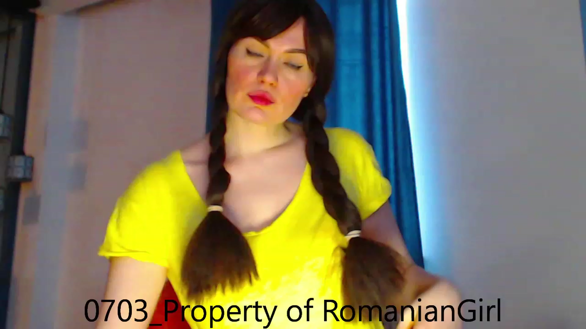 Gallery image thumbnail from RomanianGirl's myfreecams stream on, 03/07/2023, 15:21 image 6 of 20