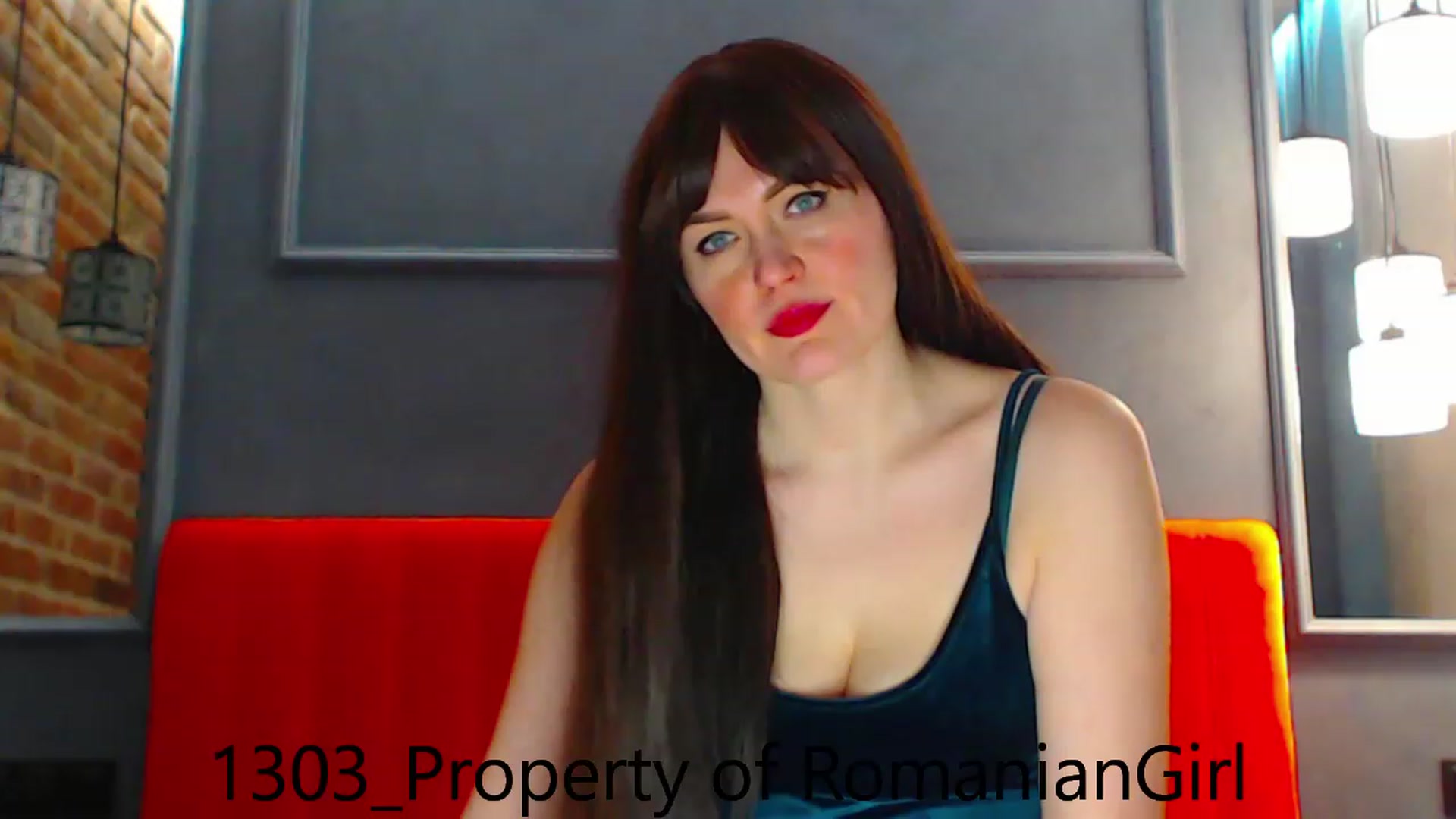 Gallery image thumbnail from RomanianGirl's myfreecams stream on, 03/13/2023, 17:53 image 5 of 20