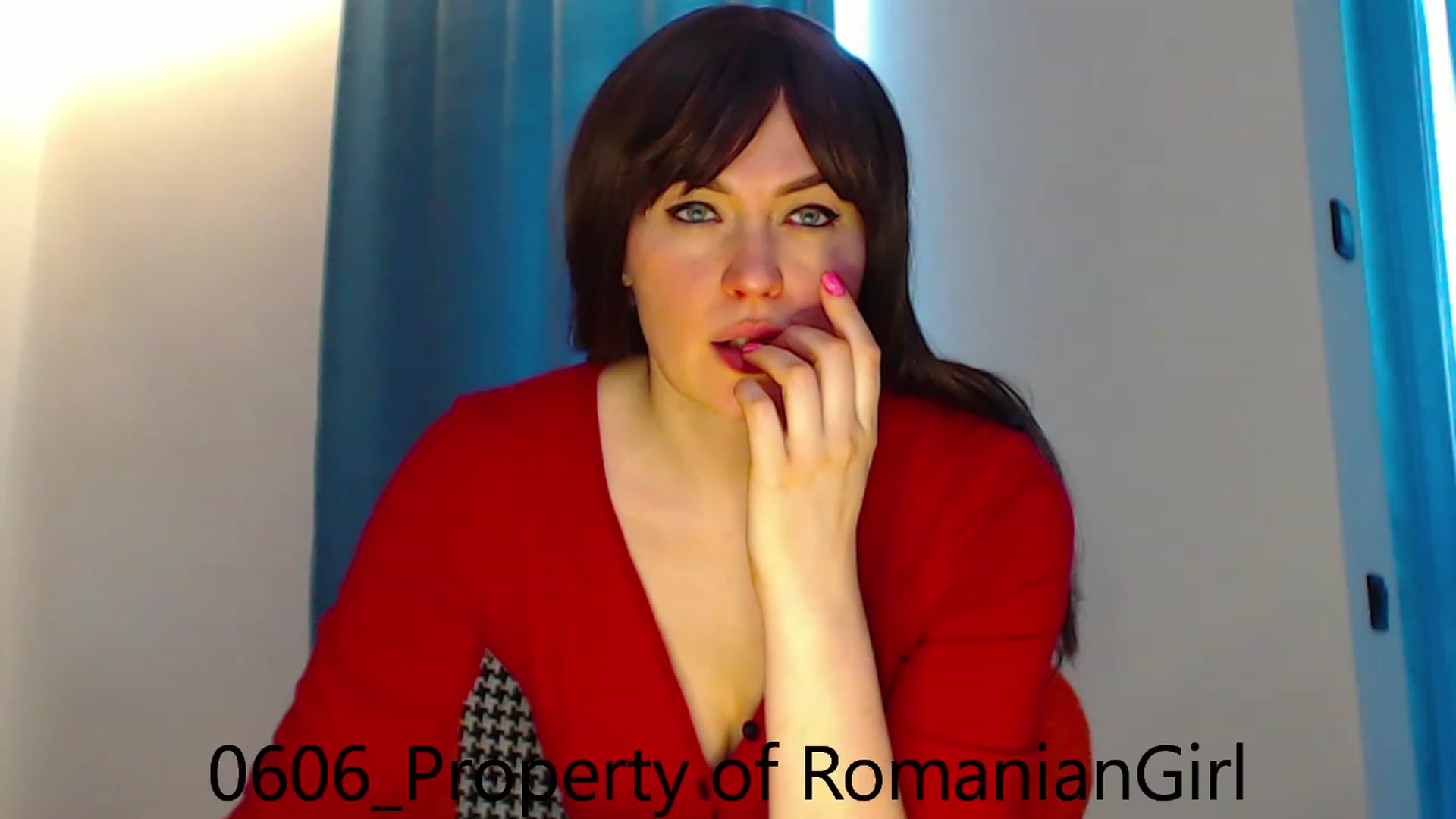 Gallery image thumbnail from RomanianGirl's myfreecams stream on, 06/06/2023, 12:54 image 14 of 20