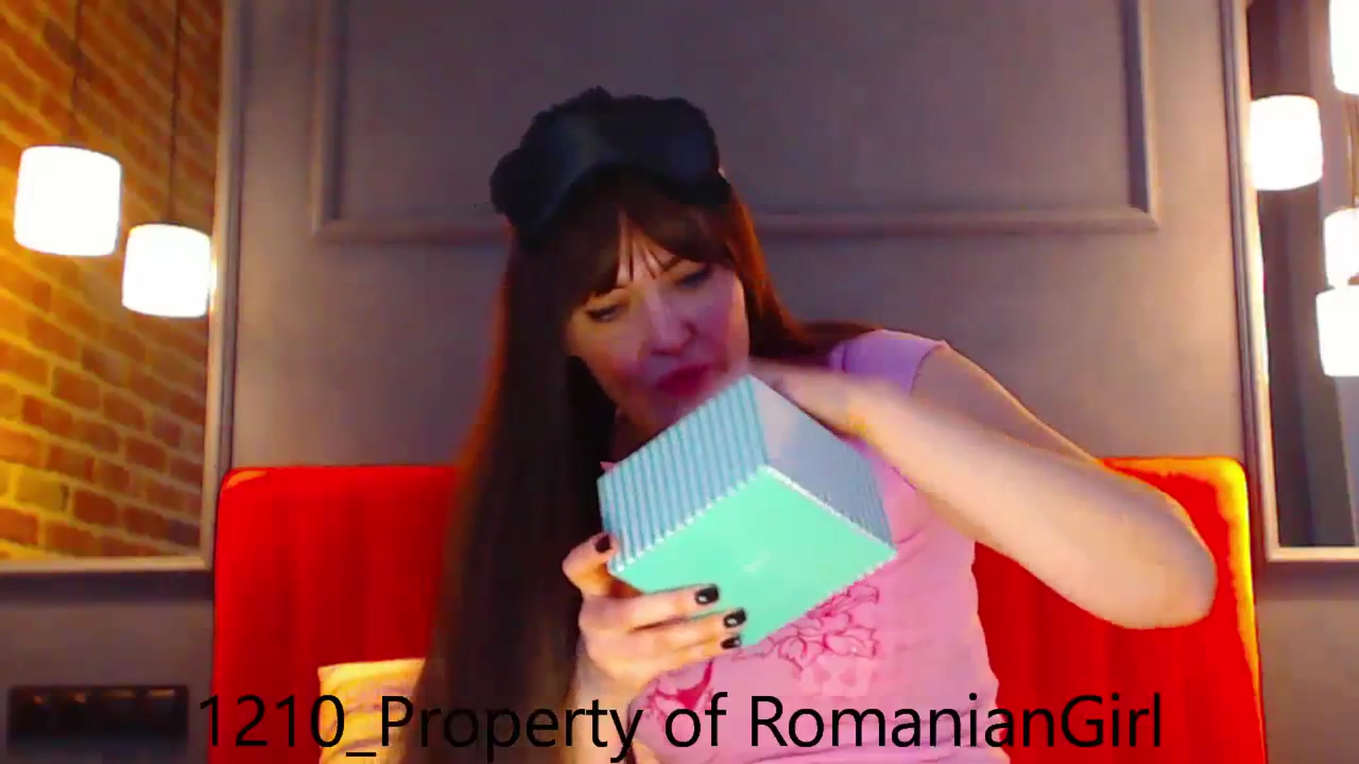 Gallery image thumbnail from RomanianGirl's myfreecams stream on, 10/12/2023, 13:38 image 6 of 20
