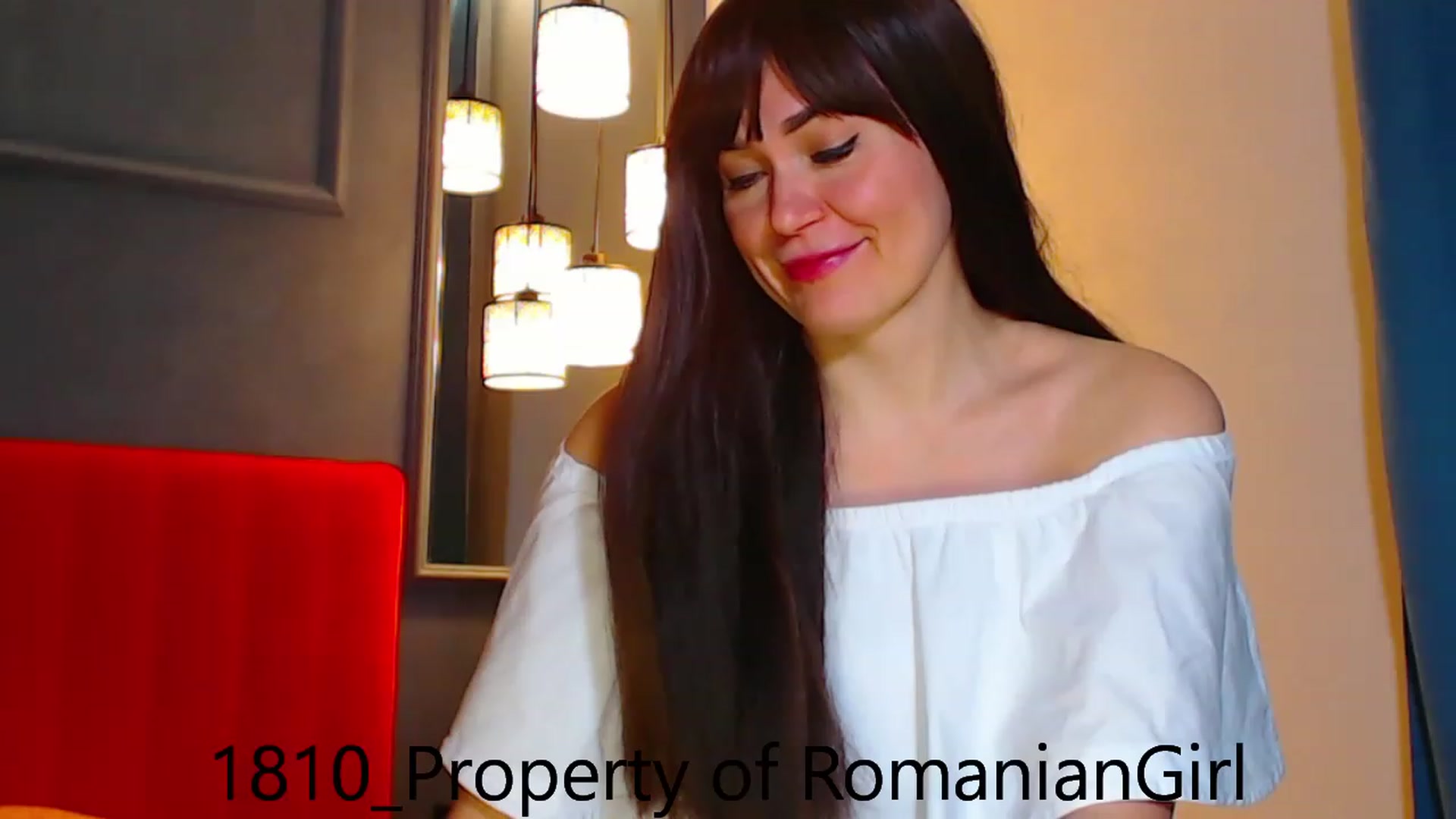 Gallery image thumbnail from RomanianGirl's myfreecams stream on, 10/18/2023, 15:48 image 4 of 20
