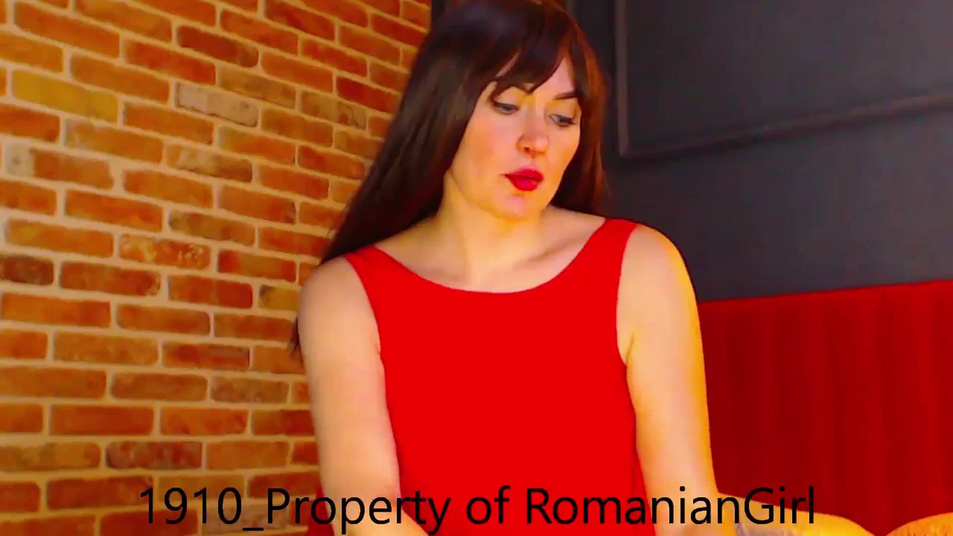 Gallery image thumbnail from RomanianGirl's myfreecams stream on, 10/19/2023, 13:12 image 15 of 20