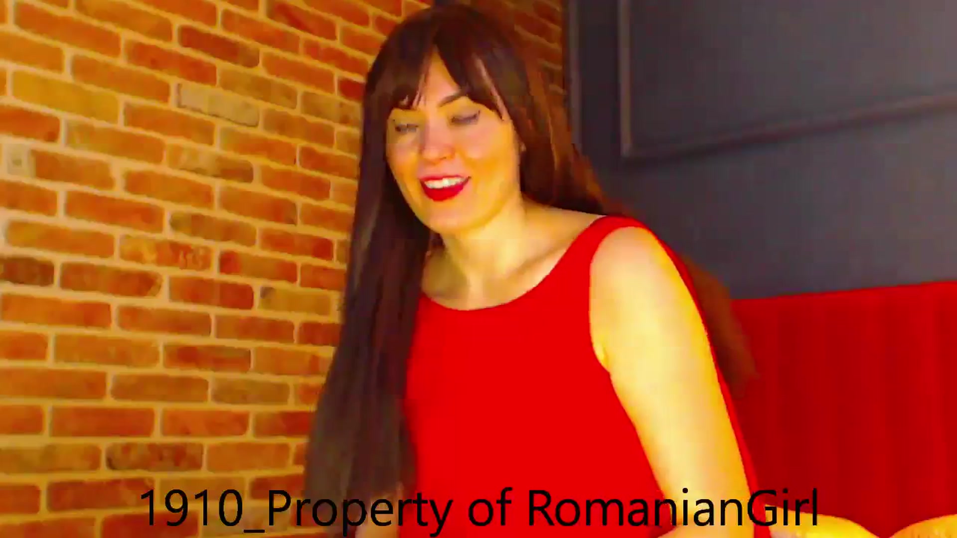 Gallery image thumbnail from RomanianGirl's myfreecams stream on, 10/19/2023, 13:12 image 3 of 20