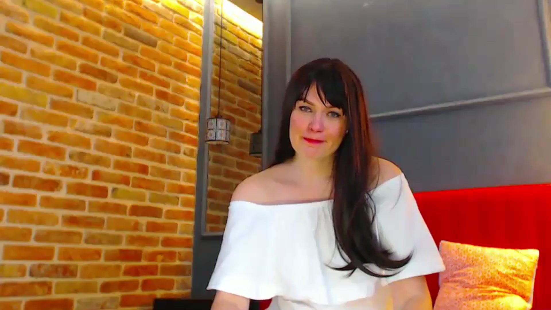 Gallery image thumbnail from RomanianGirl's myfreecams stream on, 06/10/2024, 13:18 image 15 of 20
