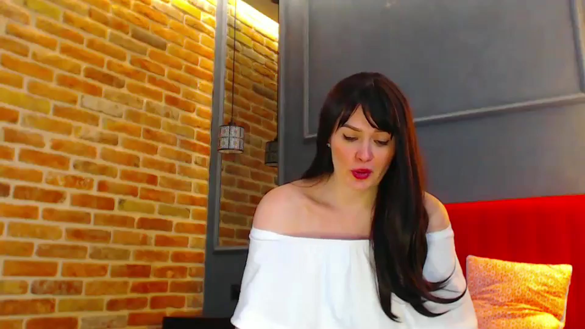 Gallery image thumbnail from RomanianGirl's myfreecams stream on, 06/10/2024, 13:55 image 10 of 20