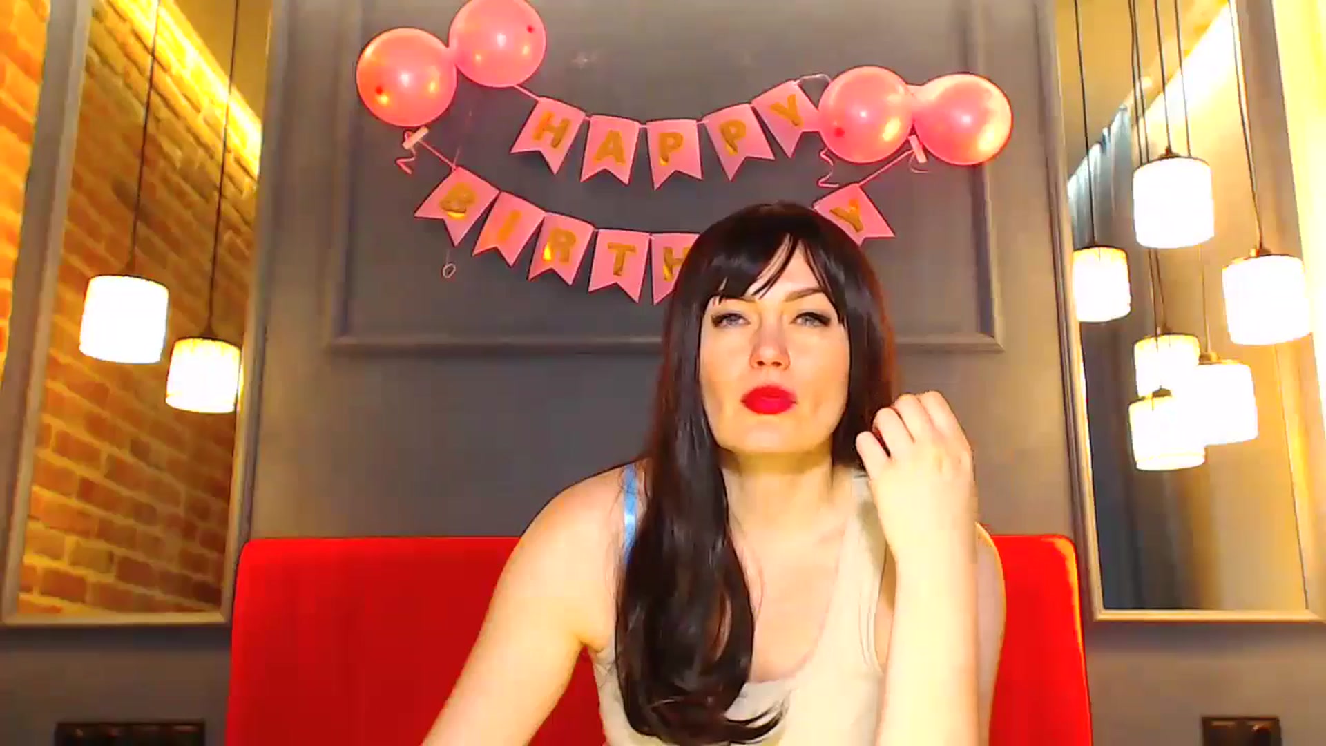 Gallery image thumbnail from RomanianGirl's myfreecams stream on, 06/12/2024, 15:52 image 16 of 20