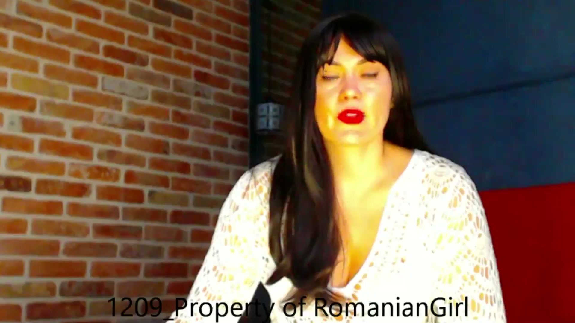 Gallery image thumbnail from RomanianGirl's myfreecams stream on, 09/12/2024, 13:18 image 6 of 20