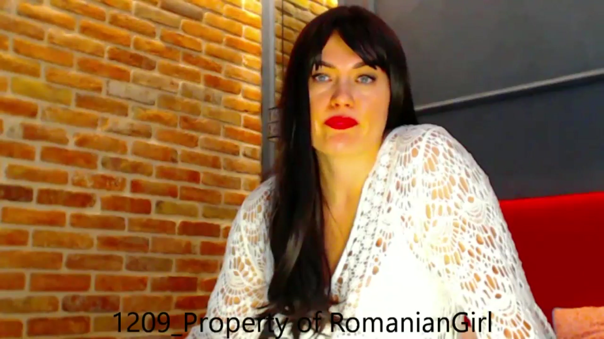 Gallery image thumbnail from RomanianGirl's myfreecams stream on, 09/12/2024, 14:23 image 15 of 20