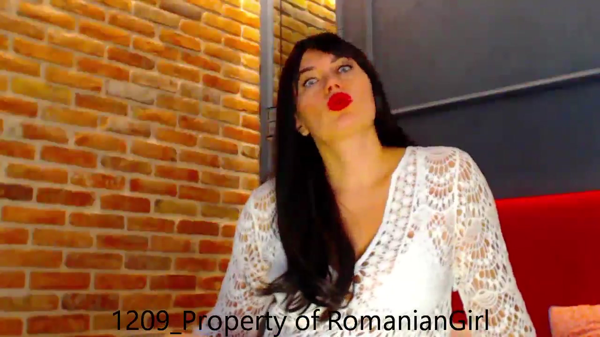 Gallery image thumbnail from RomanianGirl's myfreecams stream on, 09/12/2024, 14:23 image 13 of 20