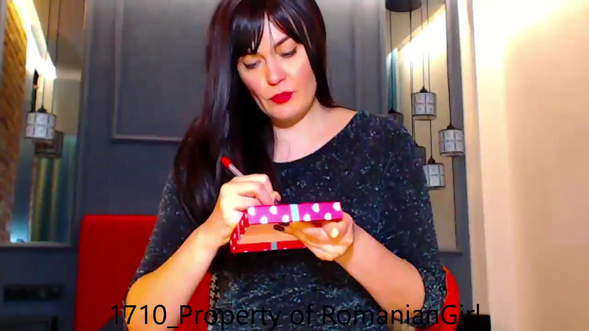 Gallery image thumbnail from RomanianGirl's myfreecams stream on, 10/17/2024, 12:56 image 10 of 20